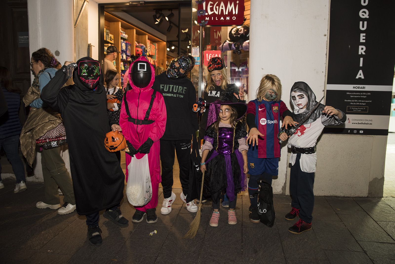 La Castanyada i Halloween. FOTO: Bernat Millet.