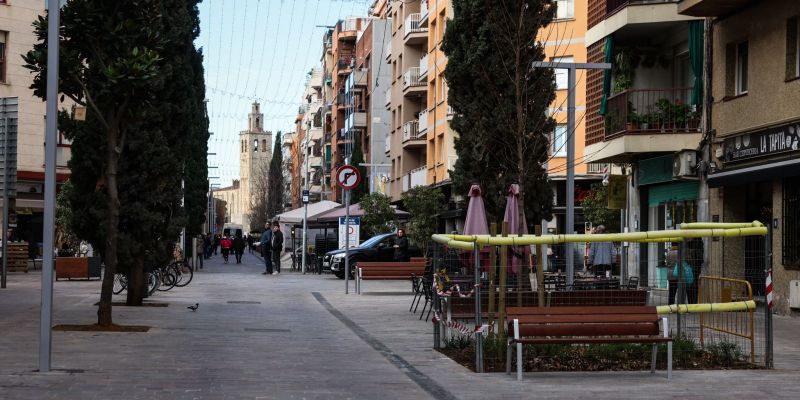 La vianantització del tram de l'avinguda de Cerdanyola entre Borrell i Torre Blanca FOTO: Ajuntament