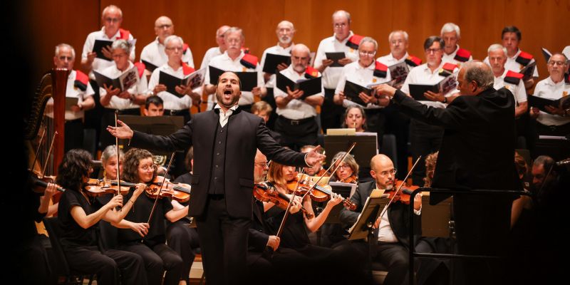 El tenor Marc Sala durant el concert FOTO: Lali Puig