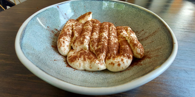 Tiramisú del restaurant de Sant Cugat Mediterrani Cuina de Mercat. FOTO: TOT