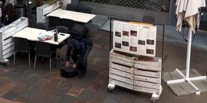 L'home que crida al carrer de Valldoreix FOTO: Cedida