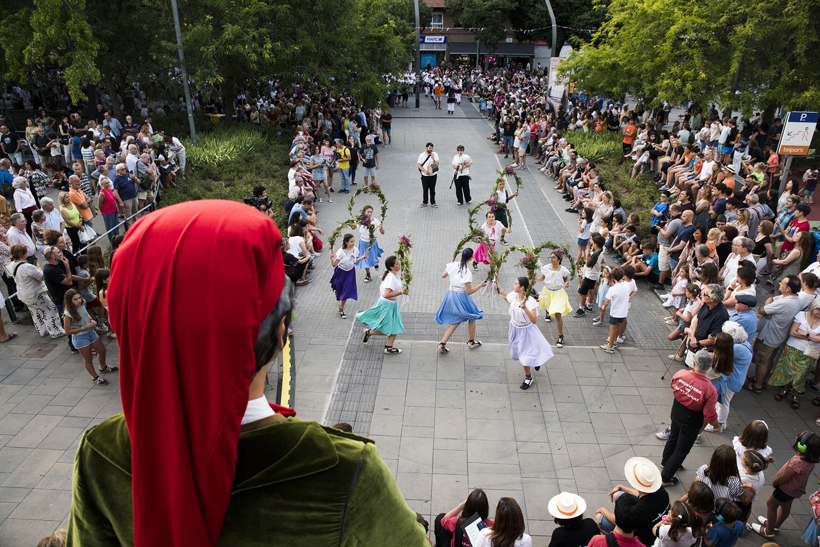 Els Cercolets del Grup Mediterrània al seguici de la Festa Major de 2024 FOTO: Bernat Millet  (TOT Sant Cugat)