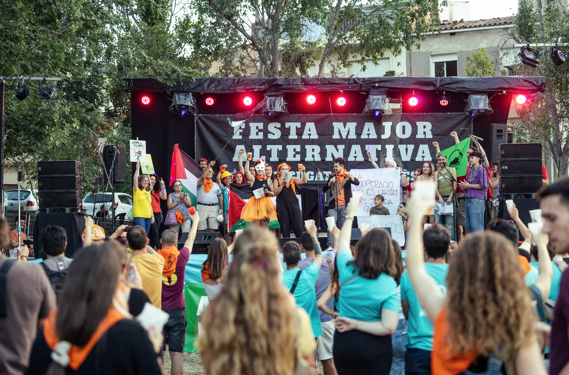 L'inici de la Festa Major Alternativa. FOTO: Arnau Padilla (TOT Sant Cugat)