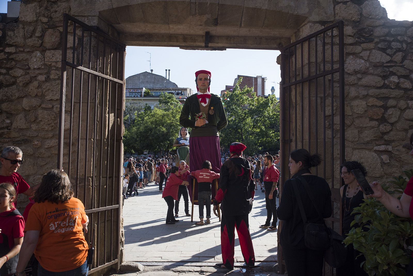 El Seguici de Sant Pere de la Festa Major de Sant Cugat 2024. FOTO: Bernat Millet (TOT Sant Cugat)