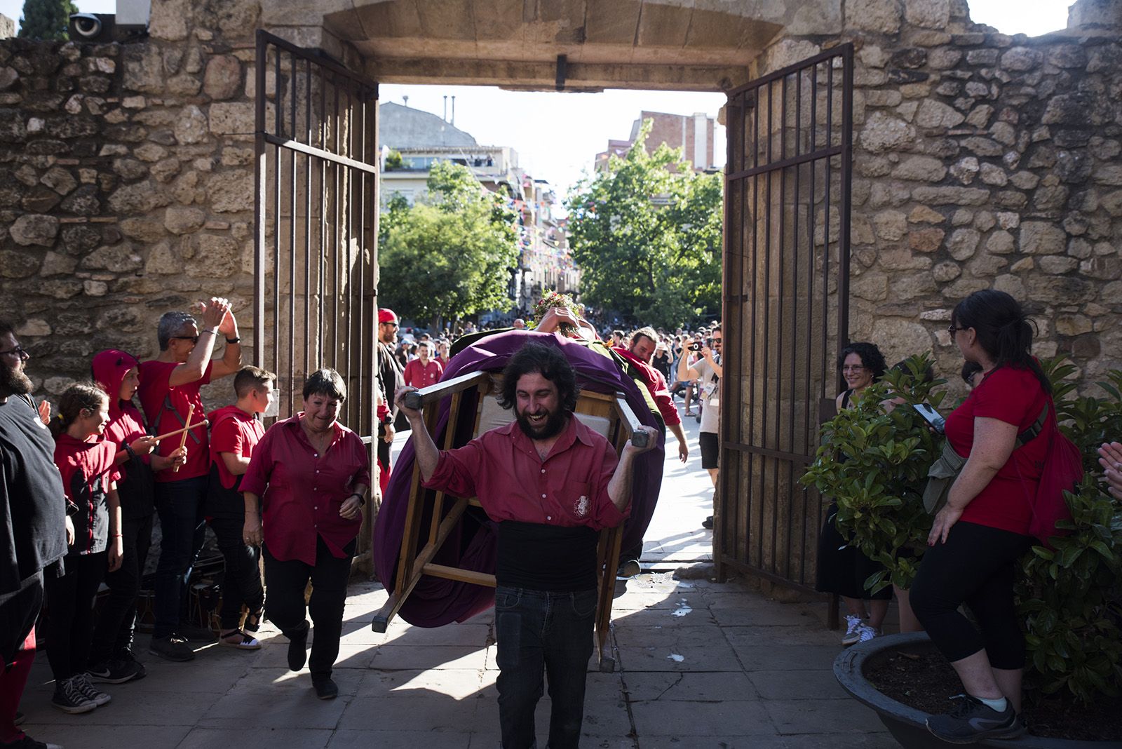 El Seguici de Sant Pere de la Festa Major de Sant Cugat 2024. FOTO: Bernat Millet (TOT Sant Cugat)