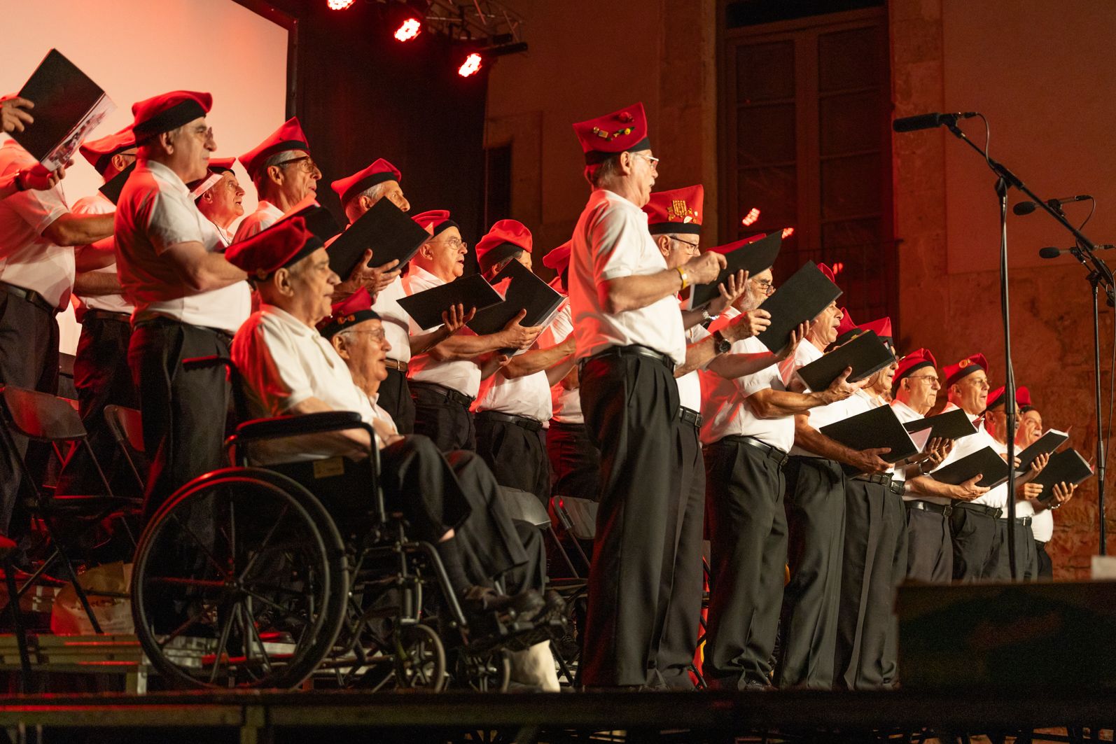 Societat Coral La Lira i Cobla Sant Jordi, en concert amb “Bicentenari Clavé 1824 – 2024”  FOTO: Arnau Padilla (TOT Sant Cugat)