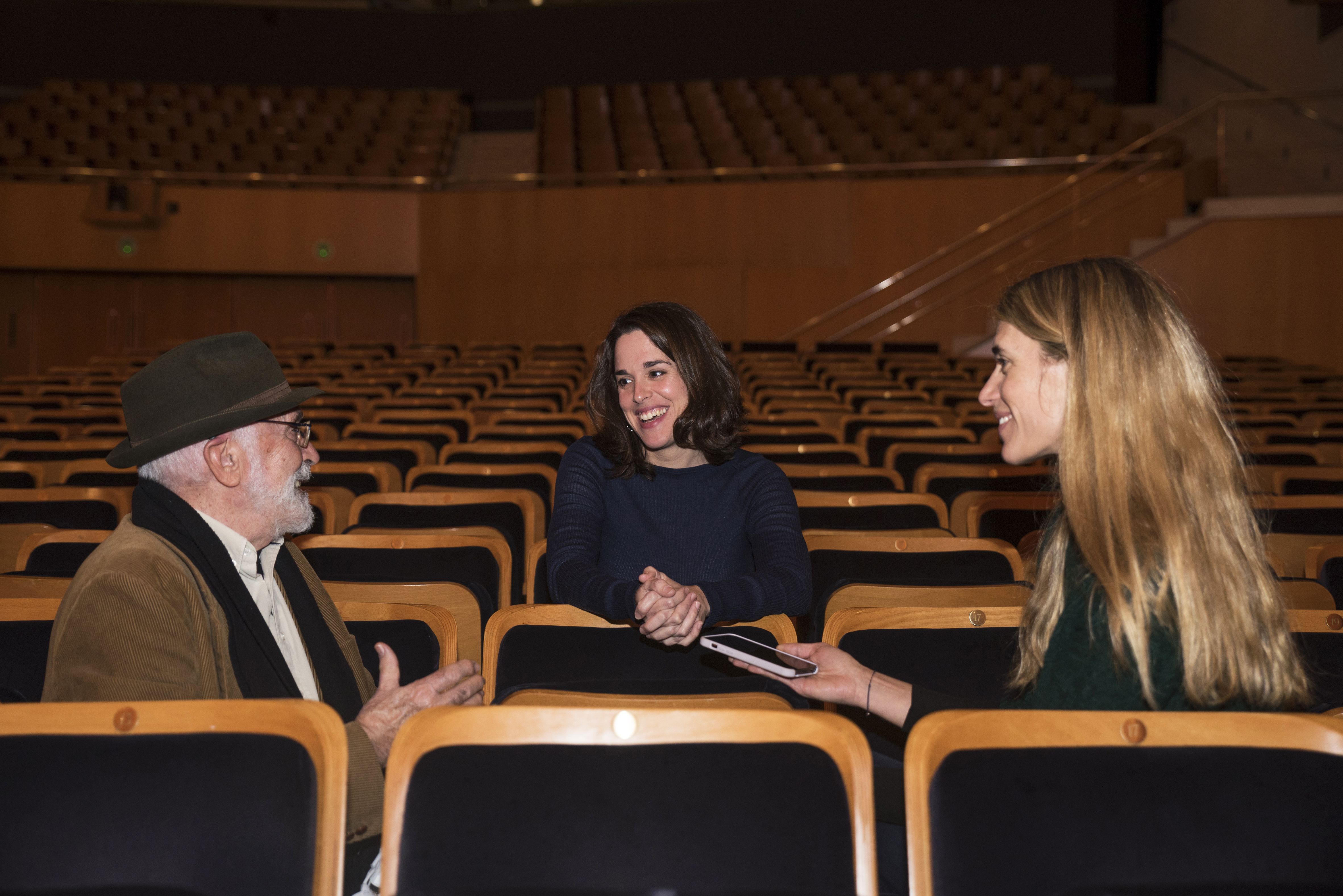 Eduard Janer, Júlia Farrés-Llongueras i Laura Grau FOTO: Bernat Millet (TOT Sant Cugat)