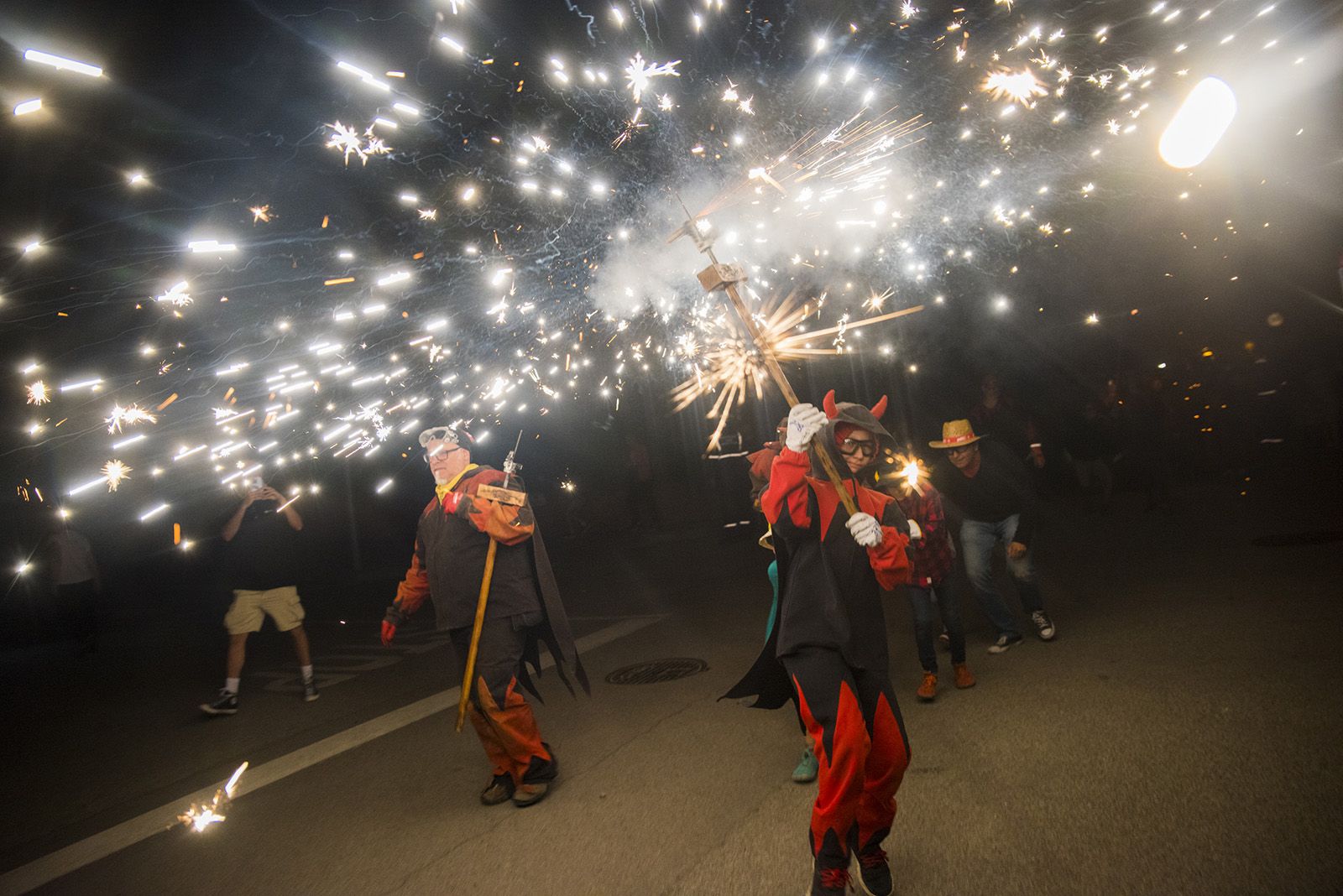 Correfoc de la Festa Major de Mira-Sol. FOTOS: Bernat Millet