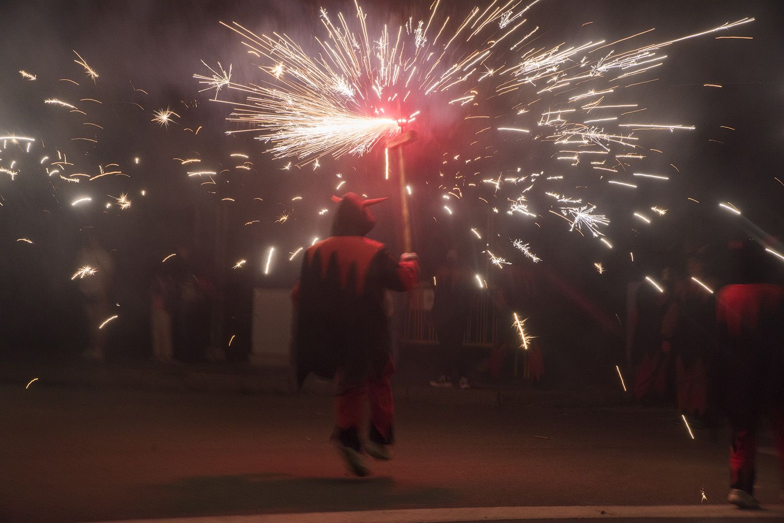 Correfoc de la Festa Major de Mira-Sol. FOTOS: Bernat Millet