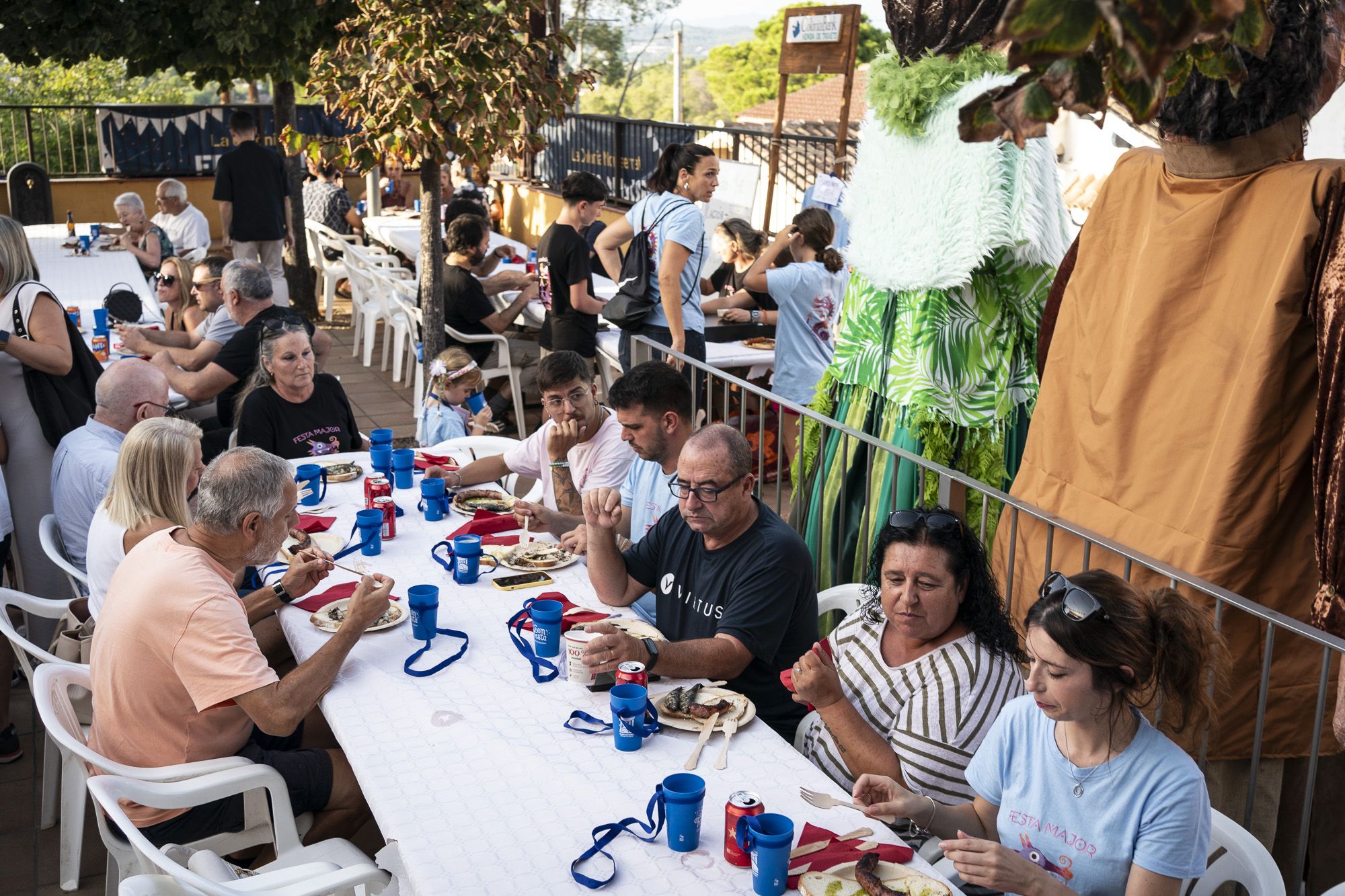  Sardinada de la Festa Major de la Colònia Montserrat FOTO: Mireia Comas (TOT Sant Cugat)