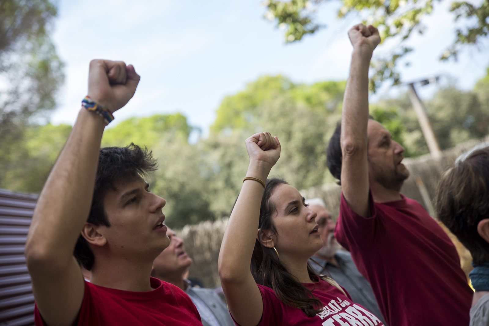 Cant conjunt de l'Himne de Valldoreix i el Cant dels Segadors, amb la Coral l'Harmonia de Valldoreix. FOTO: Bernat Millet.