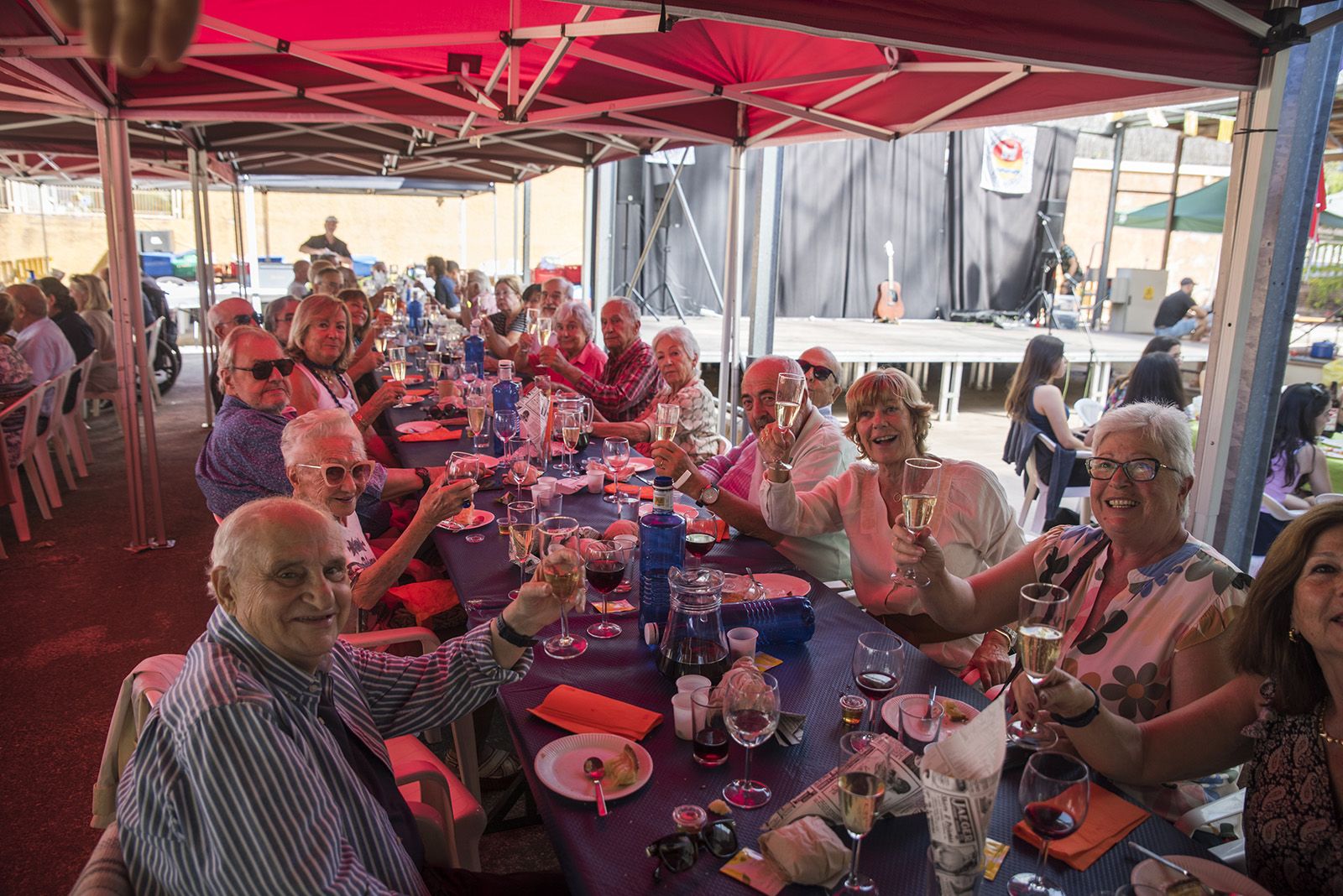 Concurs de paelles durant la Festa Major de Valldoreix. FOTO: Bernat Millet.