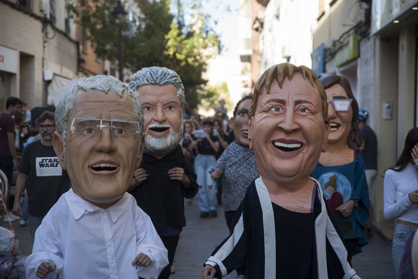 Cercavila de la Diada de Testes. FOTO: Bernat Millet.