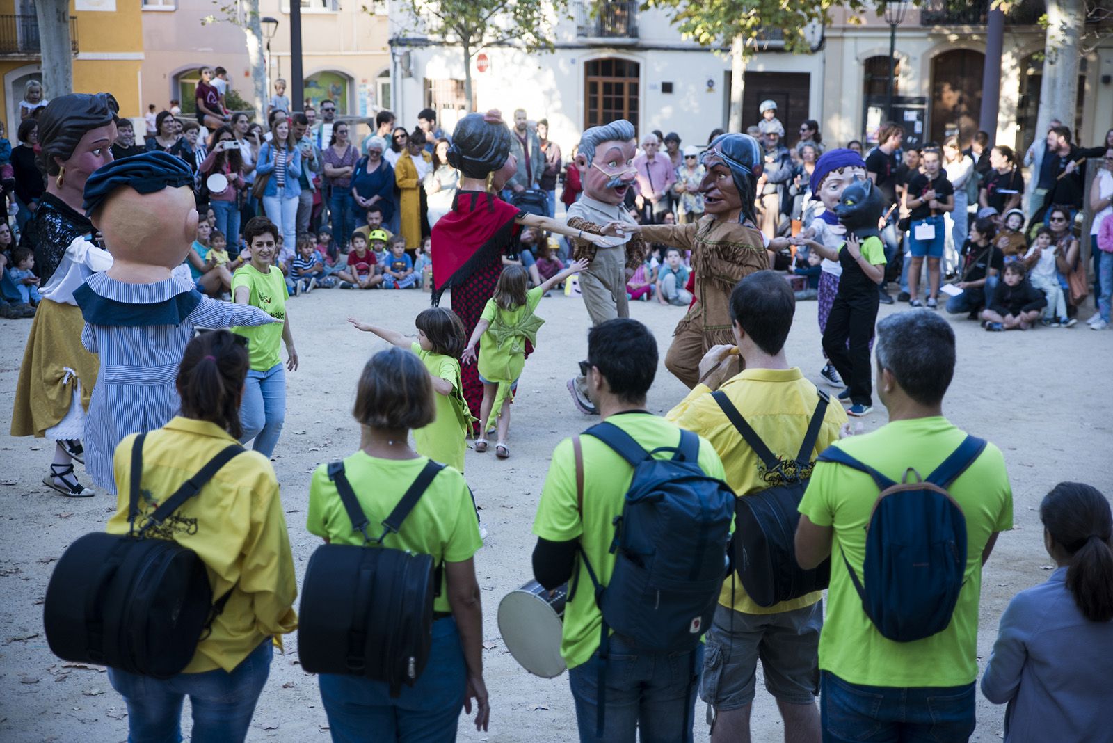 Cercavila de la Diada de Testes. FOTO: Bernat Millet.