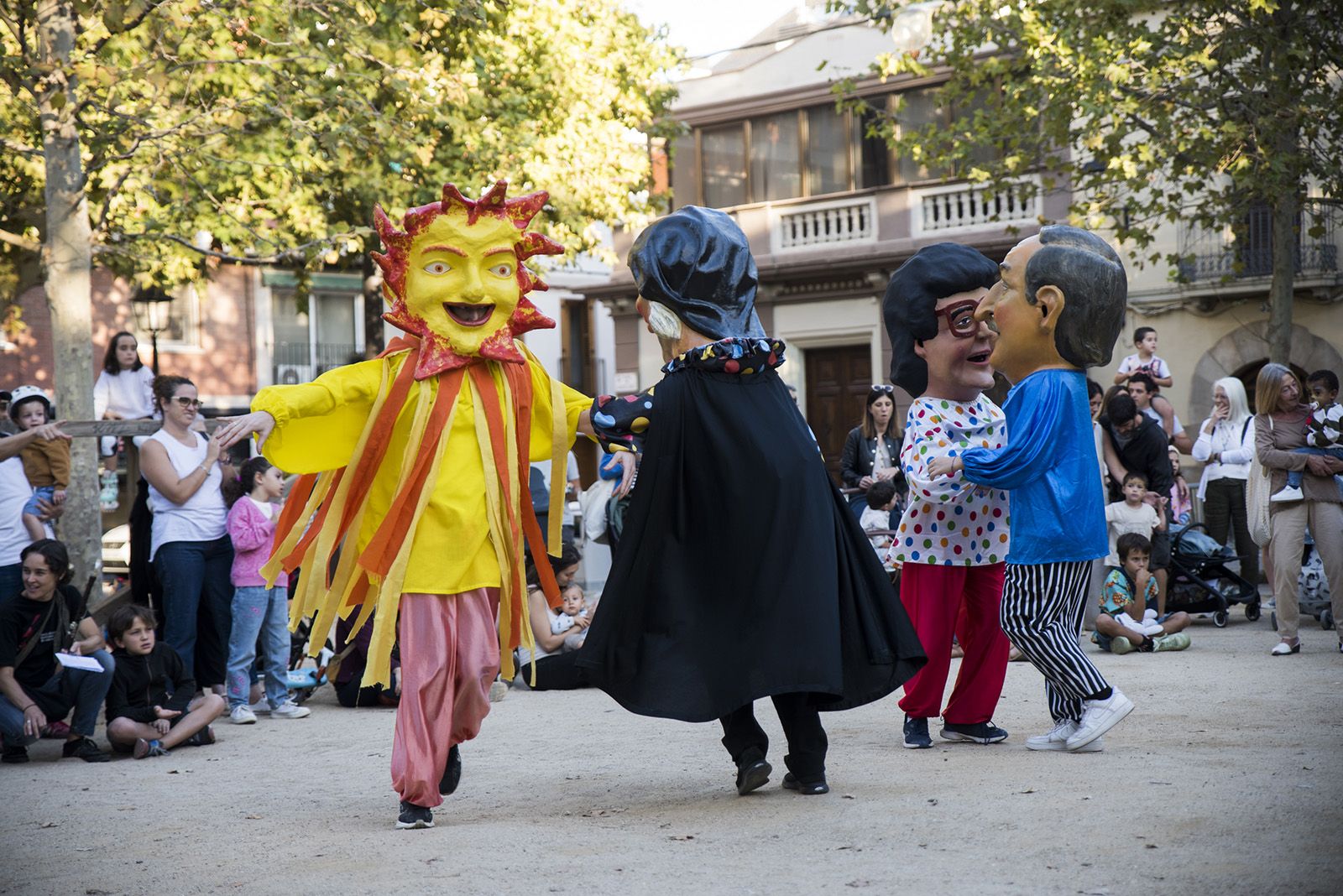 Cercavila de la Diada de Testes. FOTO: Bernat Millet.