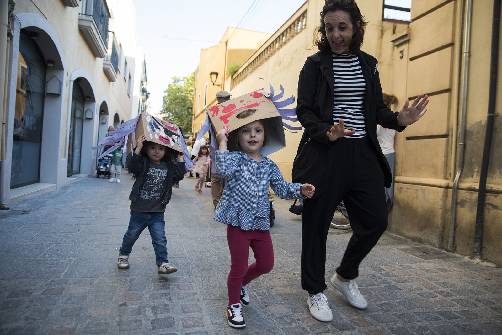 Cercavila de la Diada de Testes. FOTO: Bernat Millet.