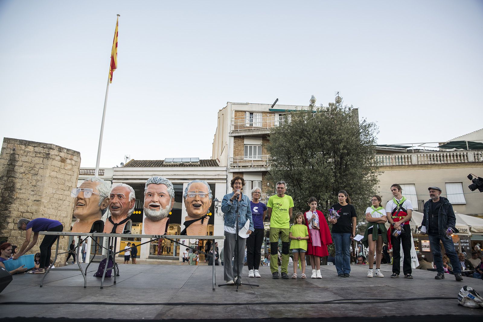 Parlaments i obsequis de la Diada de Testes. FOTO: Bernat Millet.