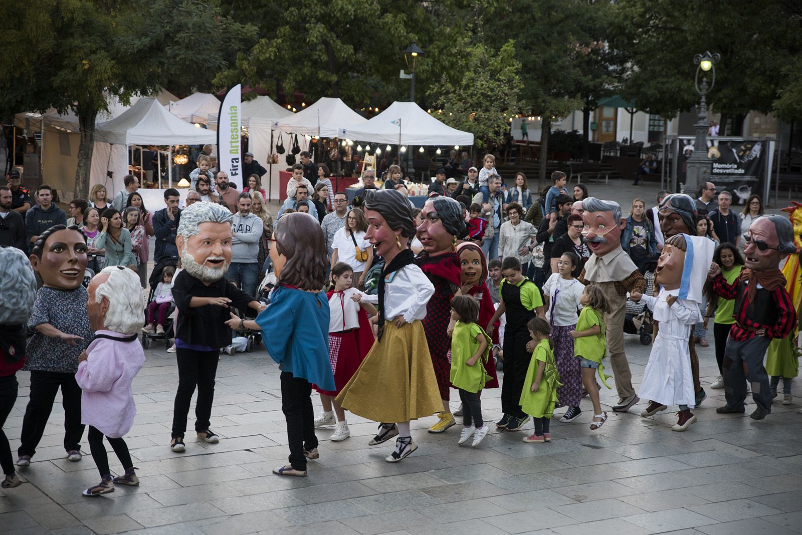 Mostra de balls de la Diada de Testes. FOTO: Bernat Millet.