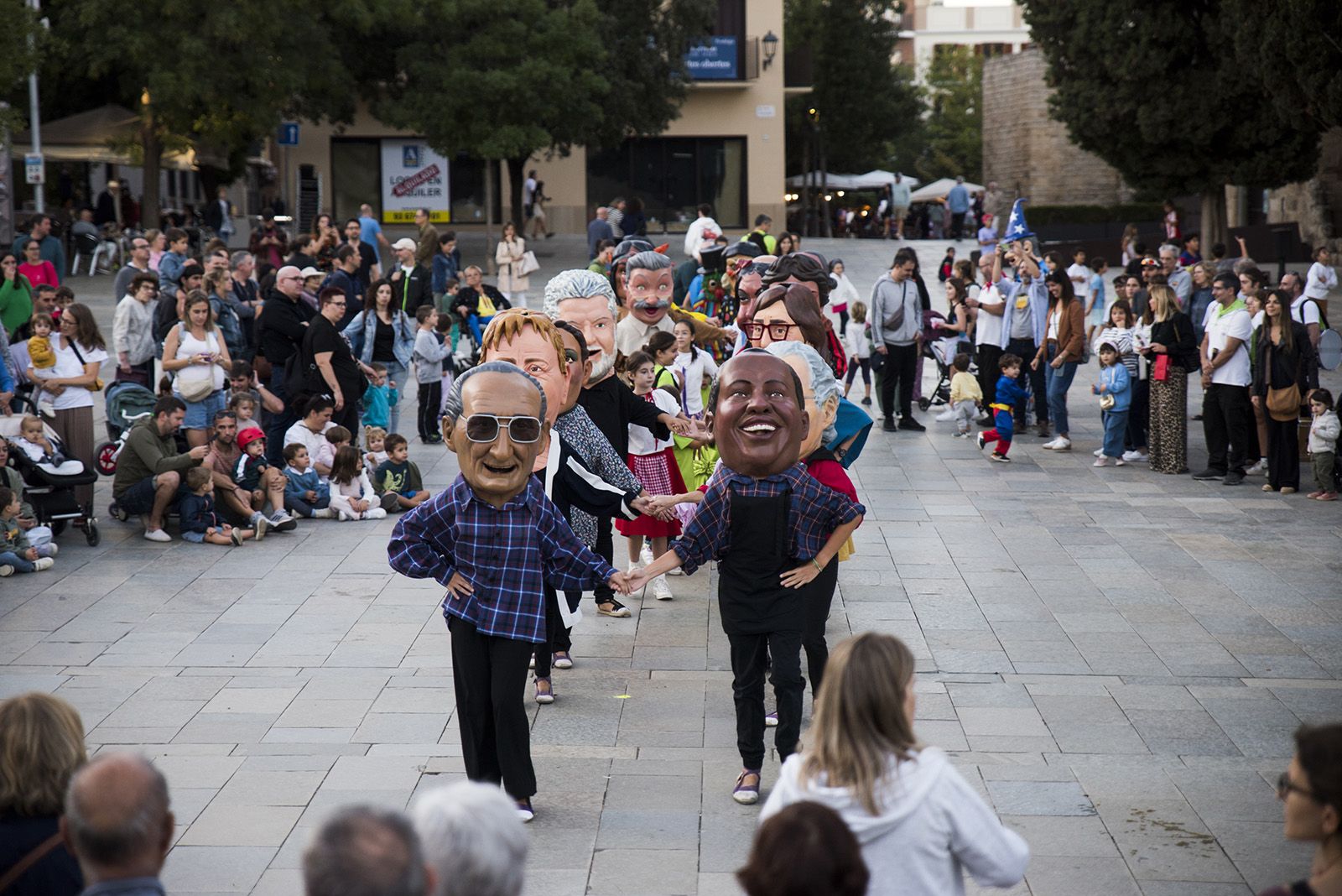 Mostra de balls de la Diada de Testes. FOTO: Bernat Millet.