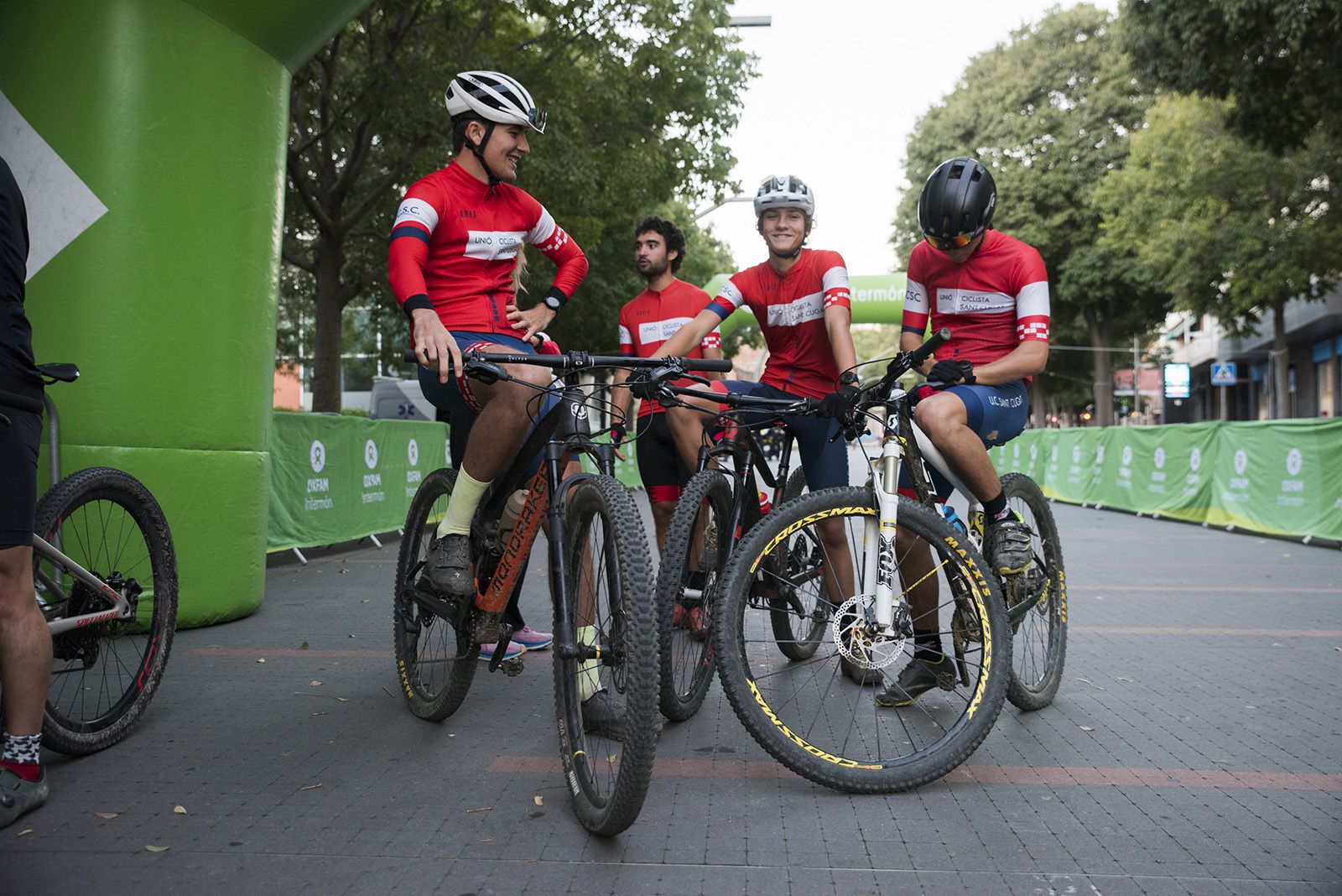 4a Edició de la cursa solidària Gravel/BTT Transgalliners Oxfam Intermón. FOTO: Bernat Millet.