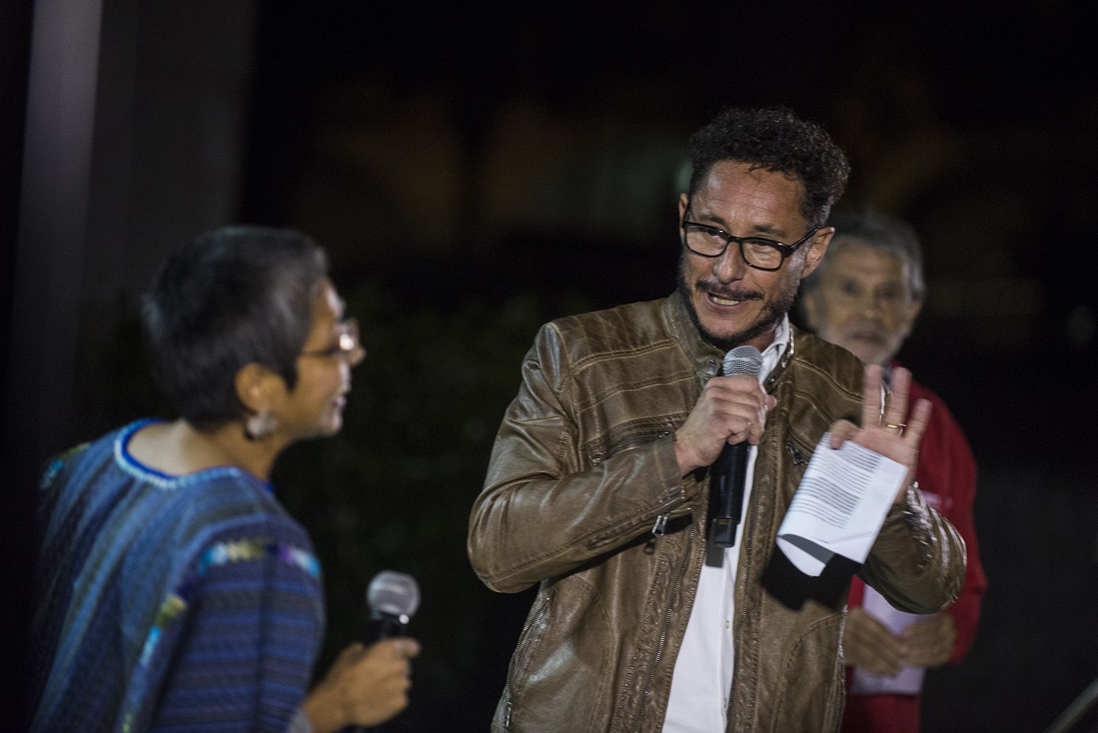 Pregó de la Festa del Barri a càrrec de Pati Lepe i Toni Gual. FOTO: Bernat Millet.