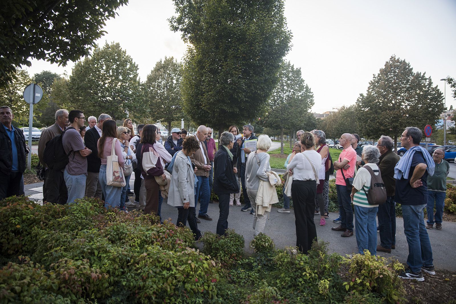 Visita guiada als arbres de Sant Cugat. FOTO: Bernat Millet.