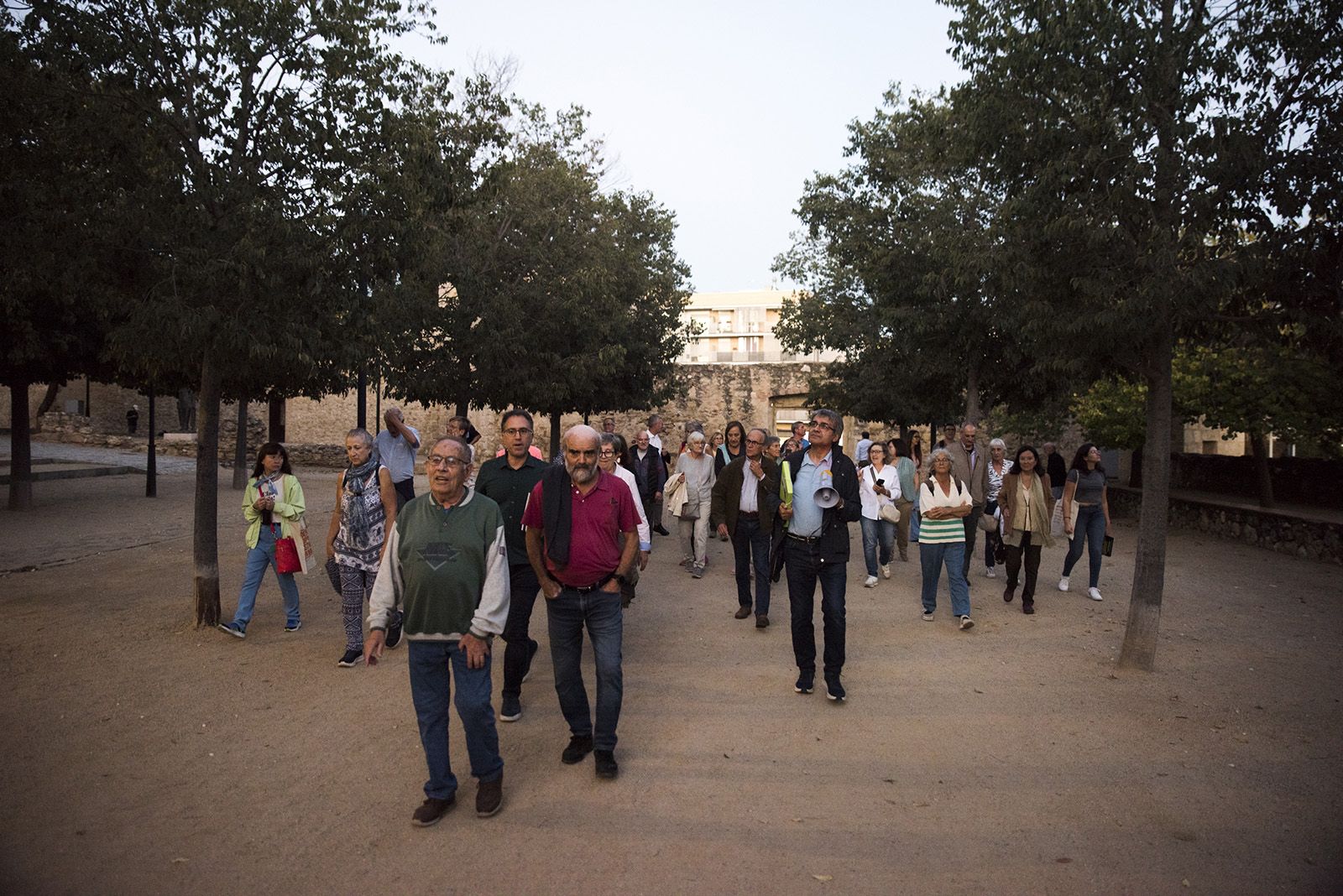 Visita guiada als arbres de Sant Cugat. FOTO: Bernat Millet.