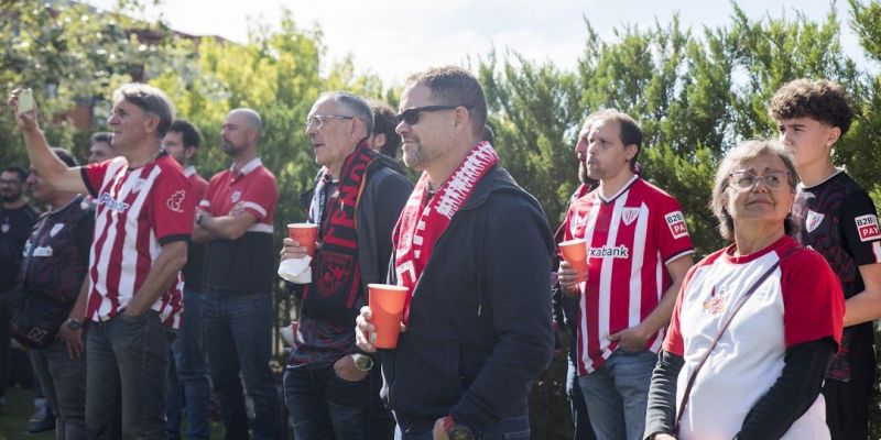 Membres de la Penya Bilbo. FOTO: Bernat Millet