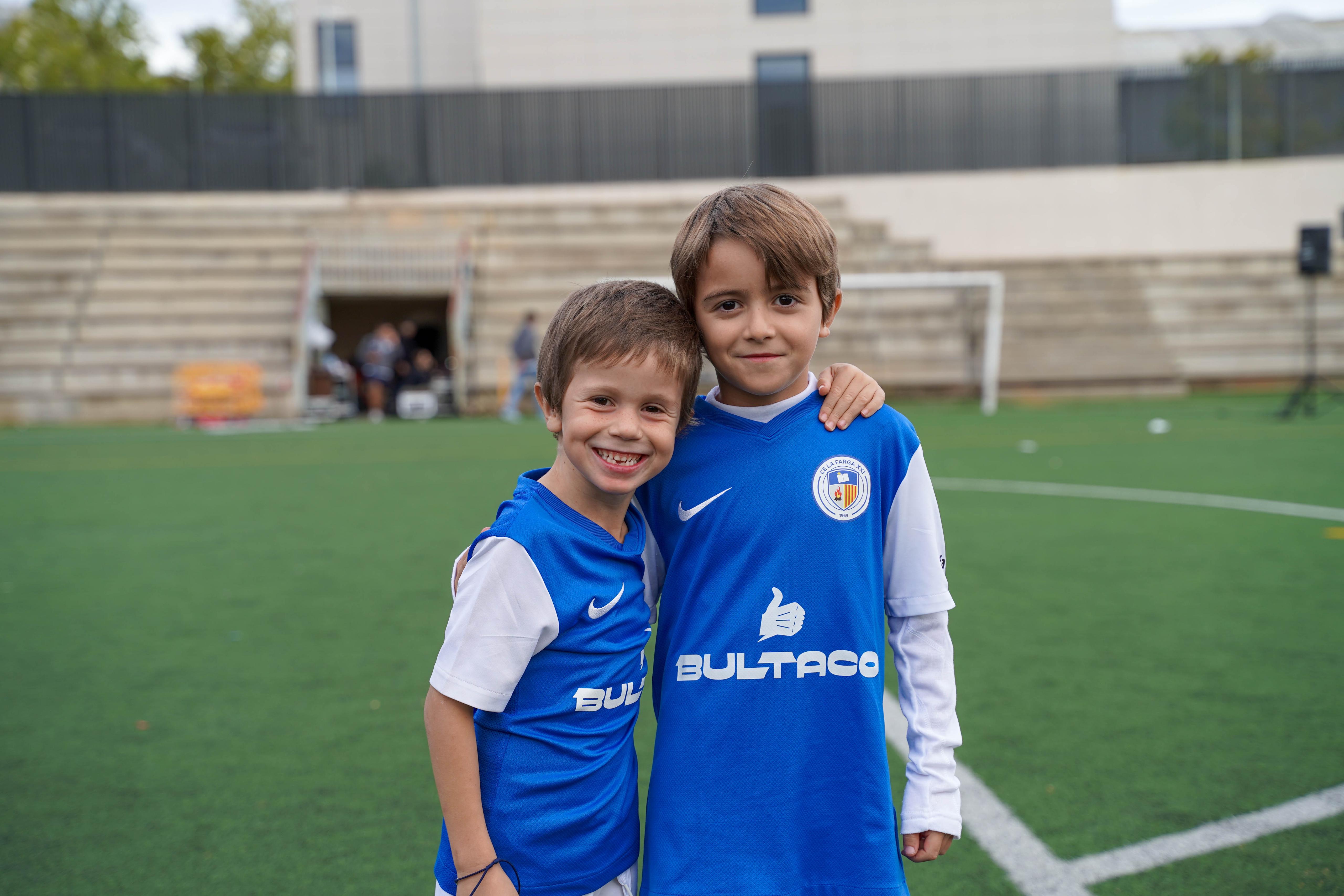 Presentació dels 350 jugadors del Club Esportiu La Farga. FOTO: Cedida