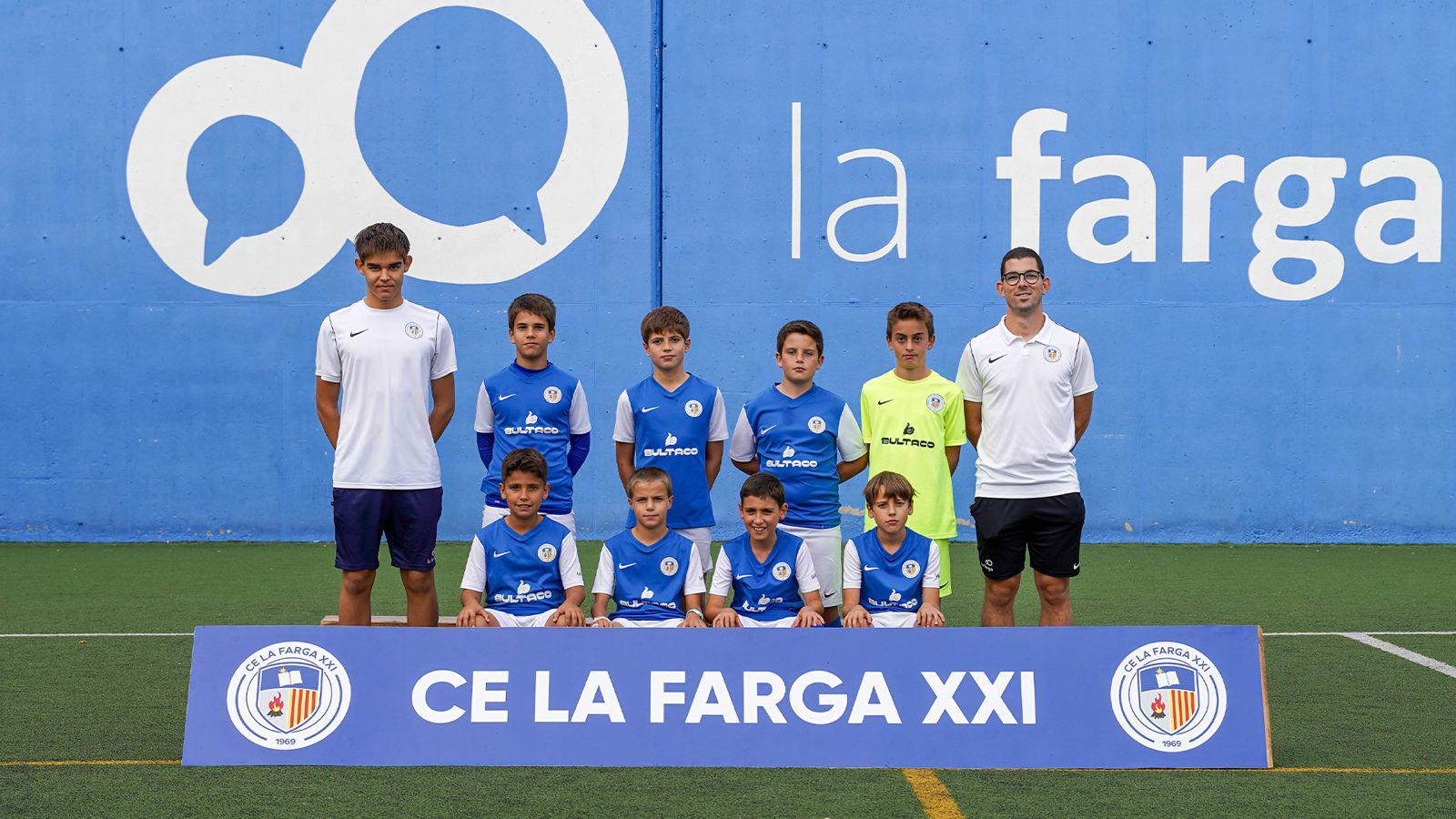 Presentació dels 350 jugadors del Club Esportiu La Farga. FOTO: Cedida