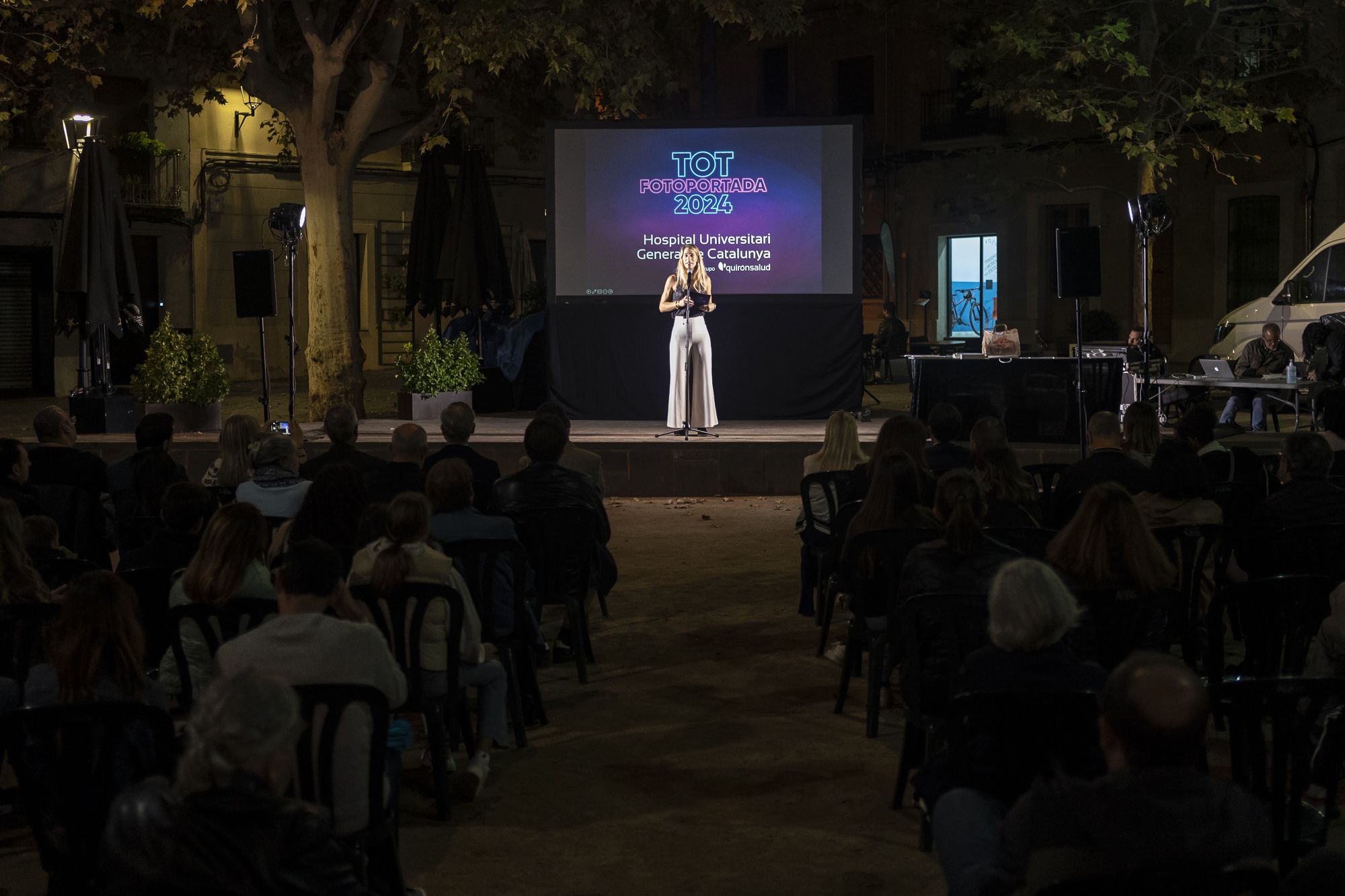 Acte d'entrega de premis i inauguració del 27è TOT Fotoportada FOTO: Mireia Comas