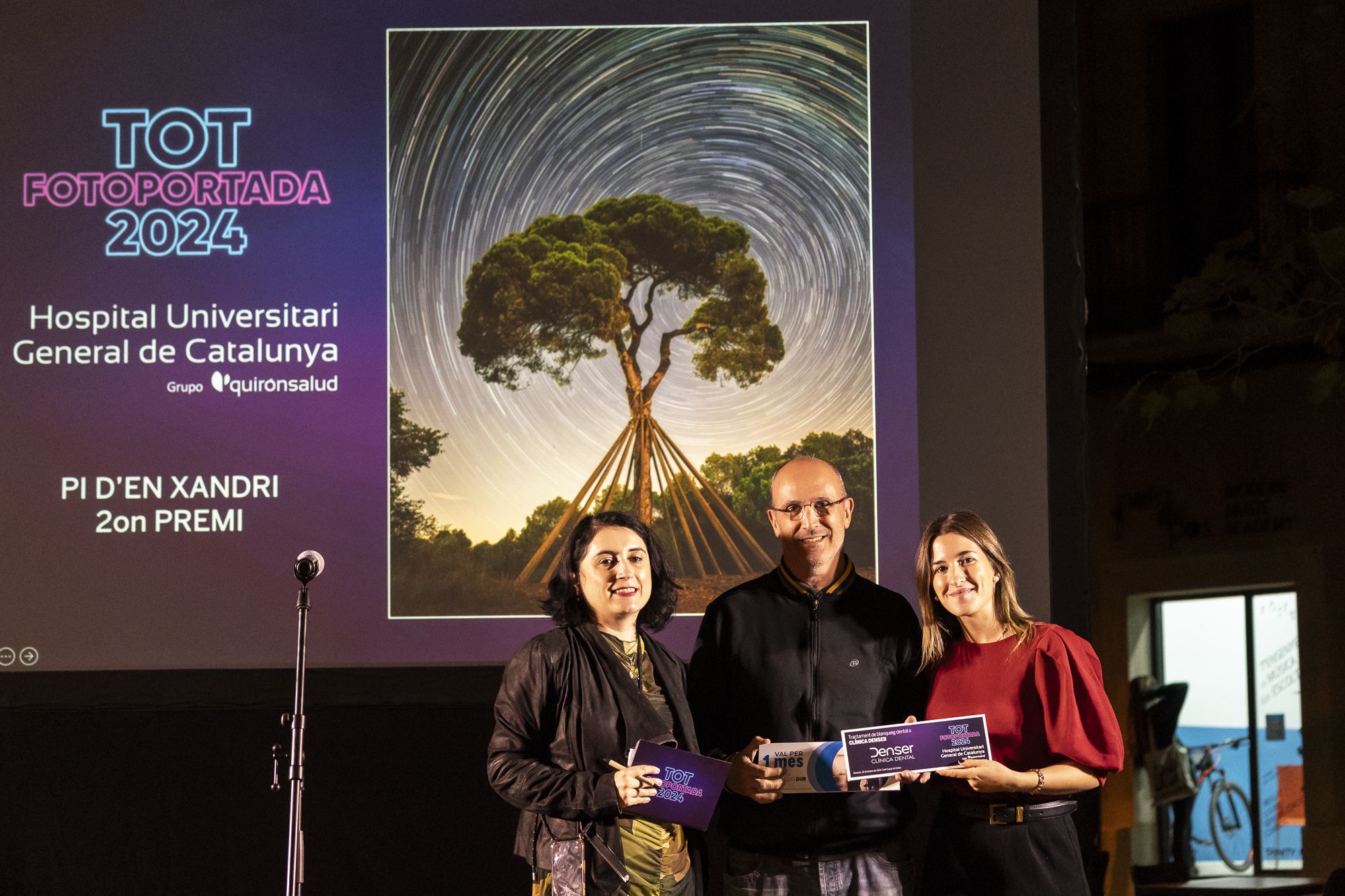 Acte d'entrega de premis i inauguració del 27è TOT Fotoportada FOTO: Mireia Comas