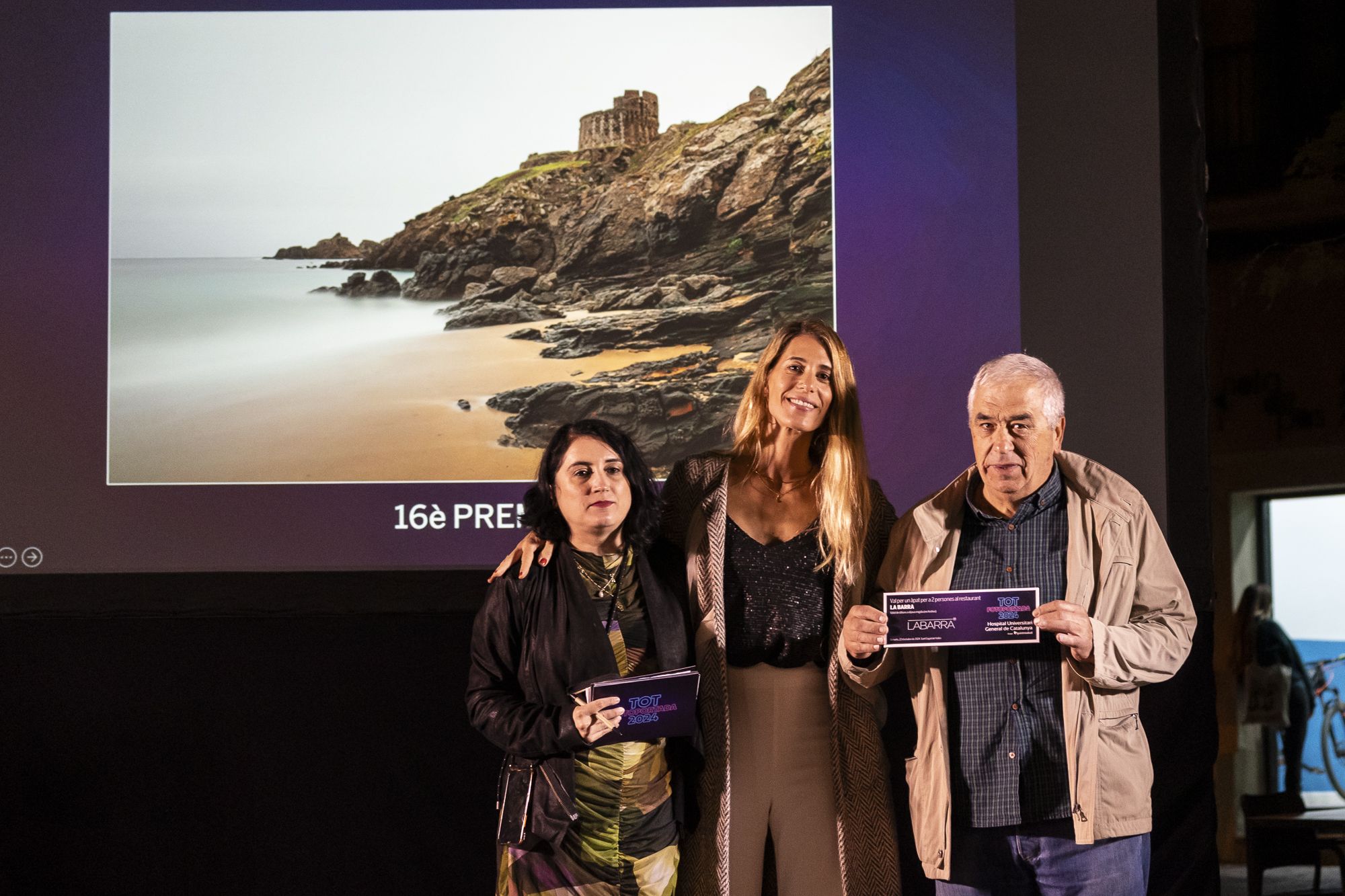 Acte d'entrega de premis i inauguració del 27è TOT Fotoportada FOTO: Mireia Comas