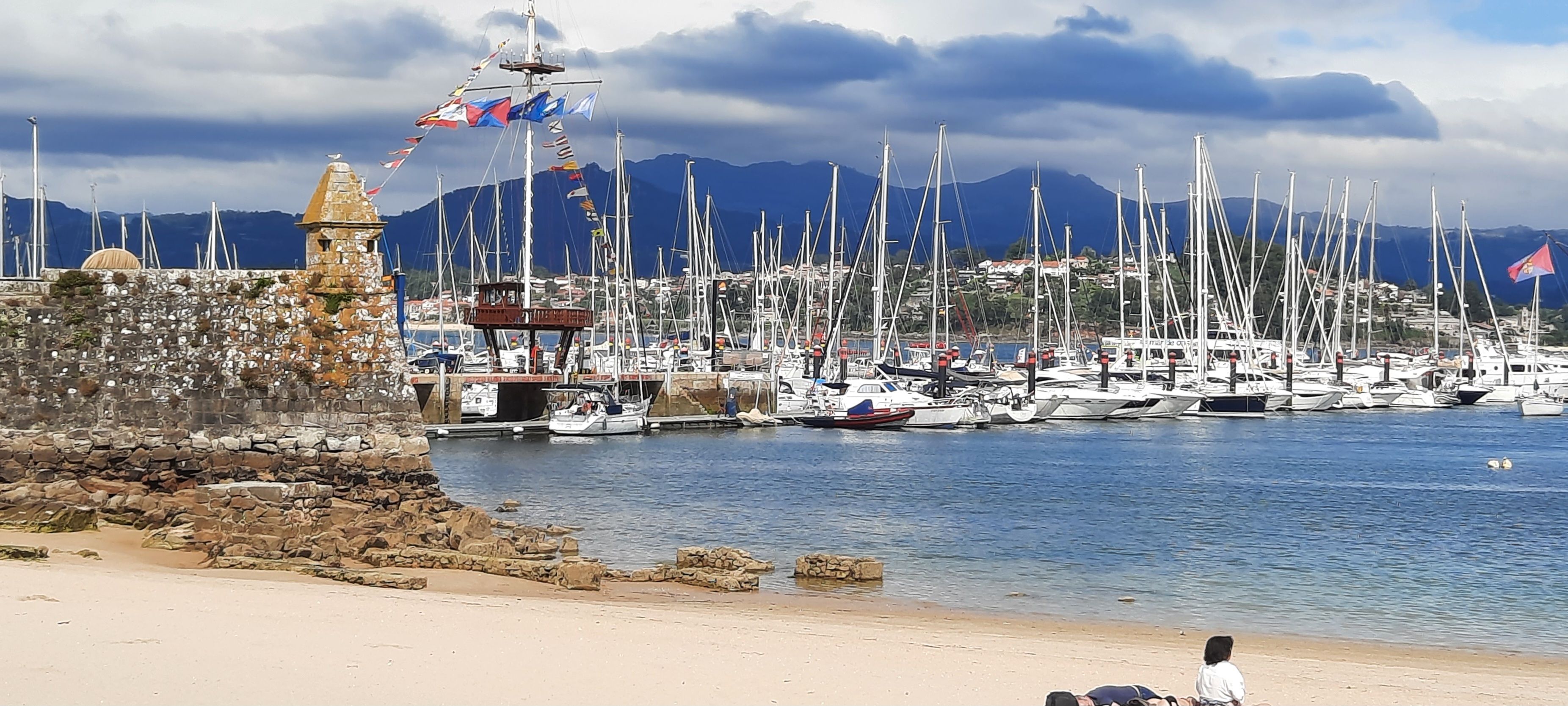 Cielo de tormenta en Baiona · Baiona, Pontevedra FOTO: Elena Carceller Gonzalez 