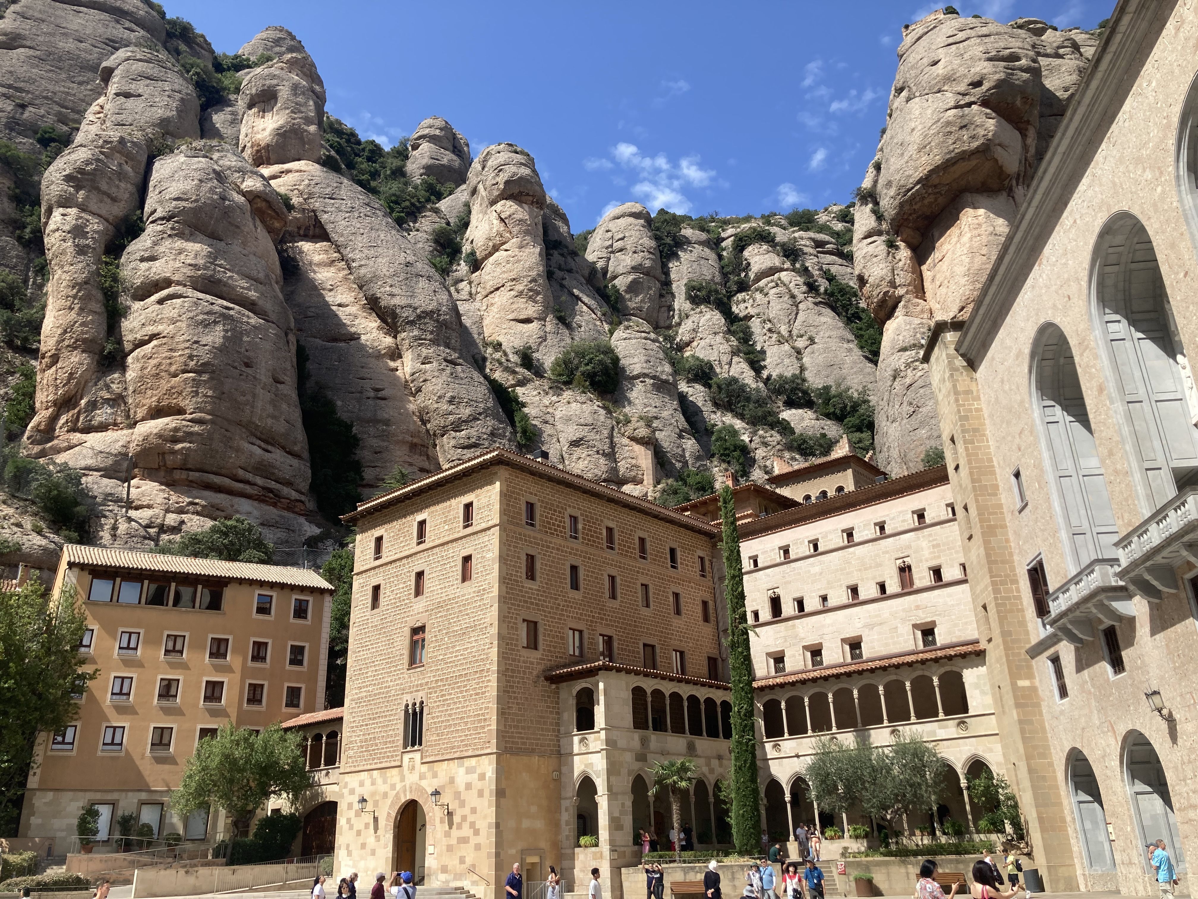 On els cims toquen el cel · Montserrat, Barcelona FOTO: Albert Gallostra