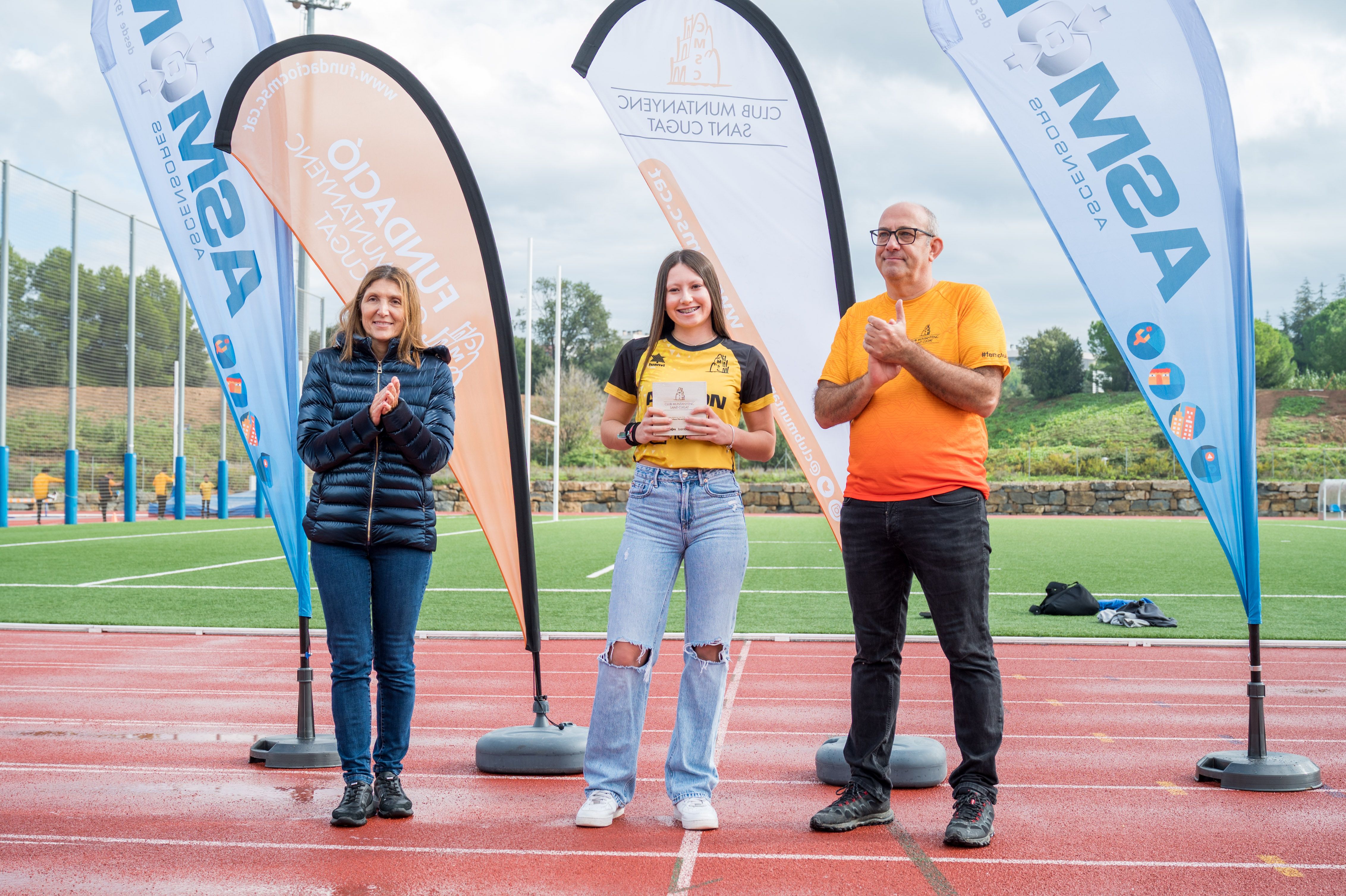 Presentació d'equips de la secció d'atletisme del Club Muntanyenc de Sant Cugat. FOTO: Carmelo Jiménez (TOT Sant Cugat)