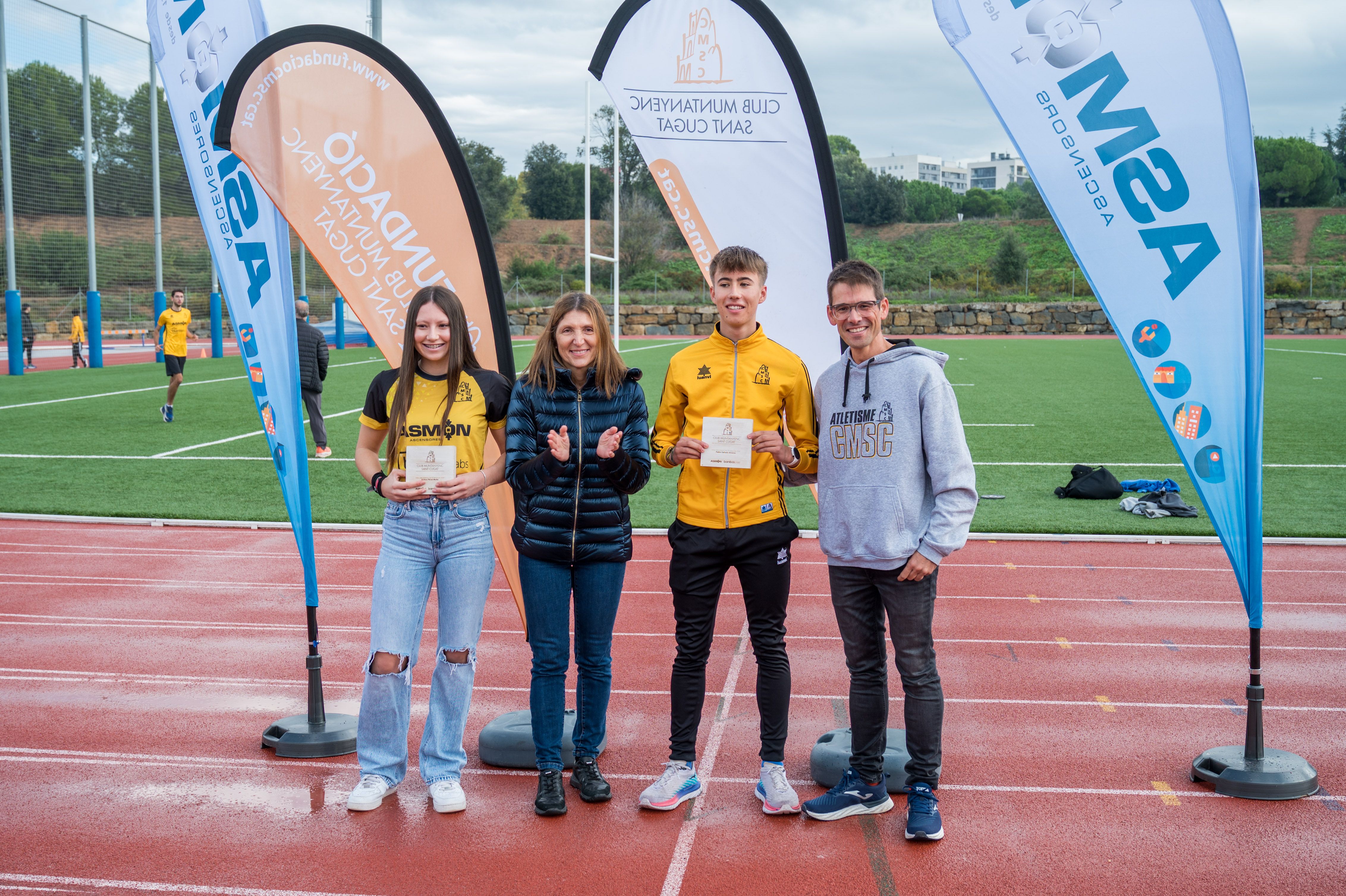 Presentació d'equips de la secció d'atletisme del Club Muntanyenc de Sant Cugat. FOTO: Carmelo Jiménez (TOT Sant Cugat)