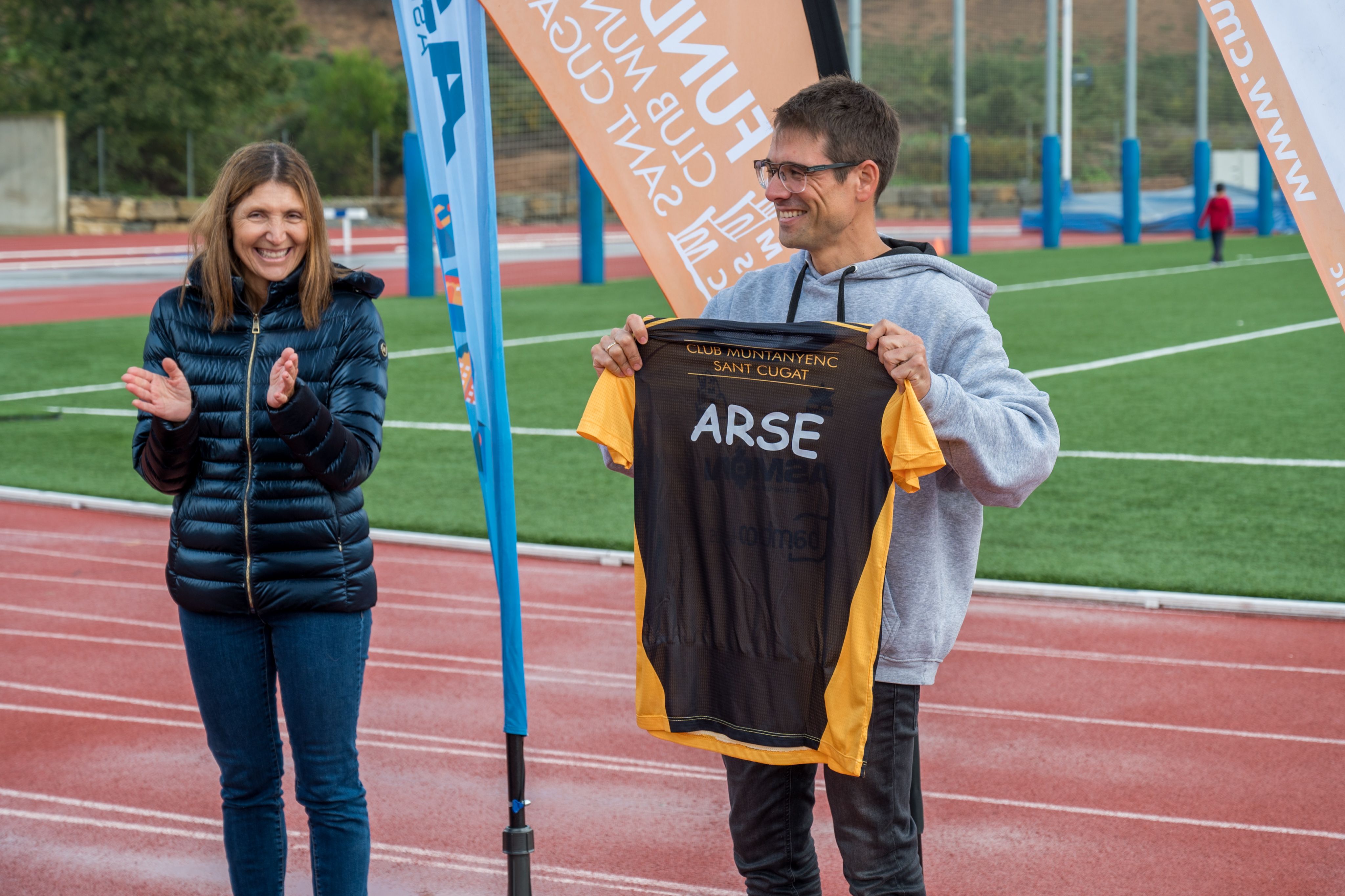 Presentació d'equips de la secció d'atletisme del Club Muntanyenc de Sant Cugat. FOTO: Carmelo Jiménez (TOT Sant Cugat)