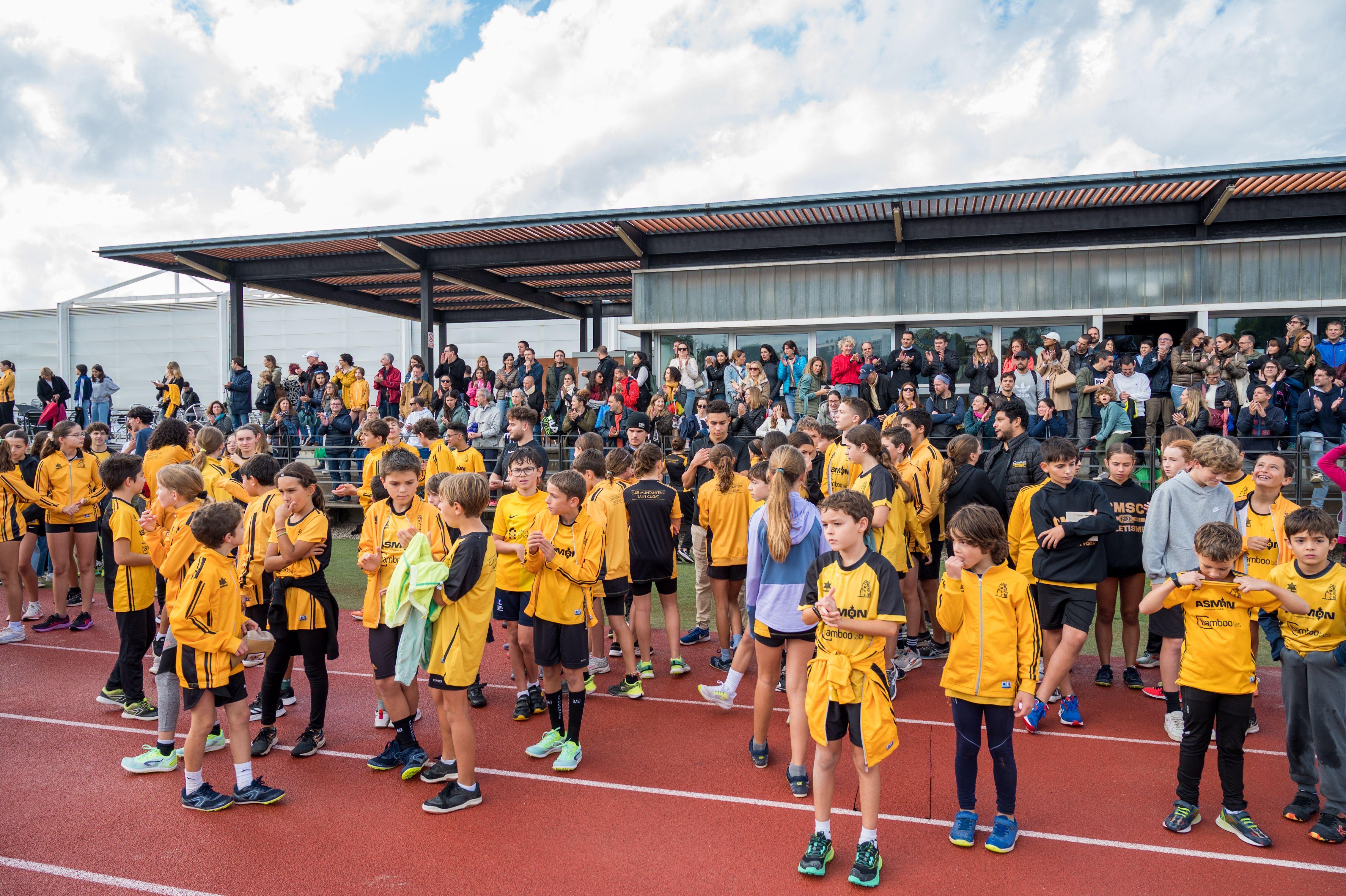 Presentació d'equips de la secció d'atletisme del Club Muntanyenc de Sant Cugat. FOTO: Carmelo Jiménez (TOT Sant Cugat)