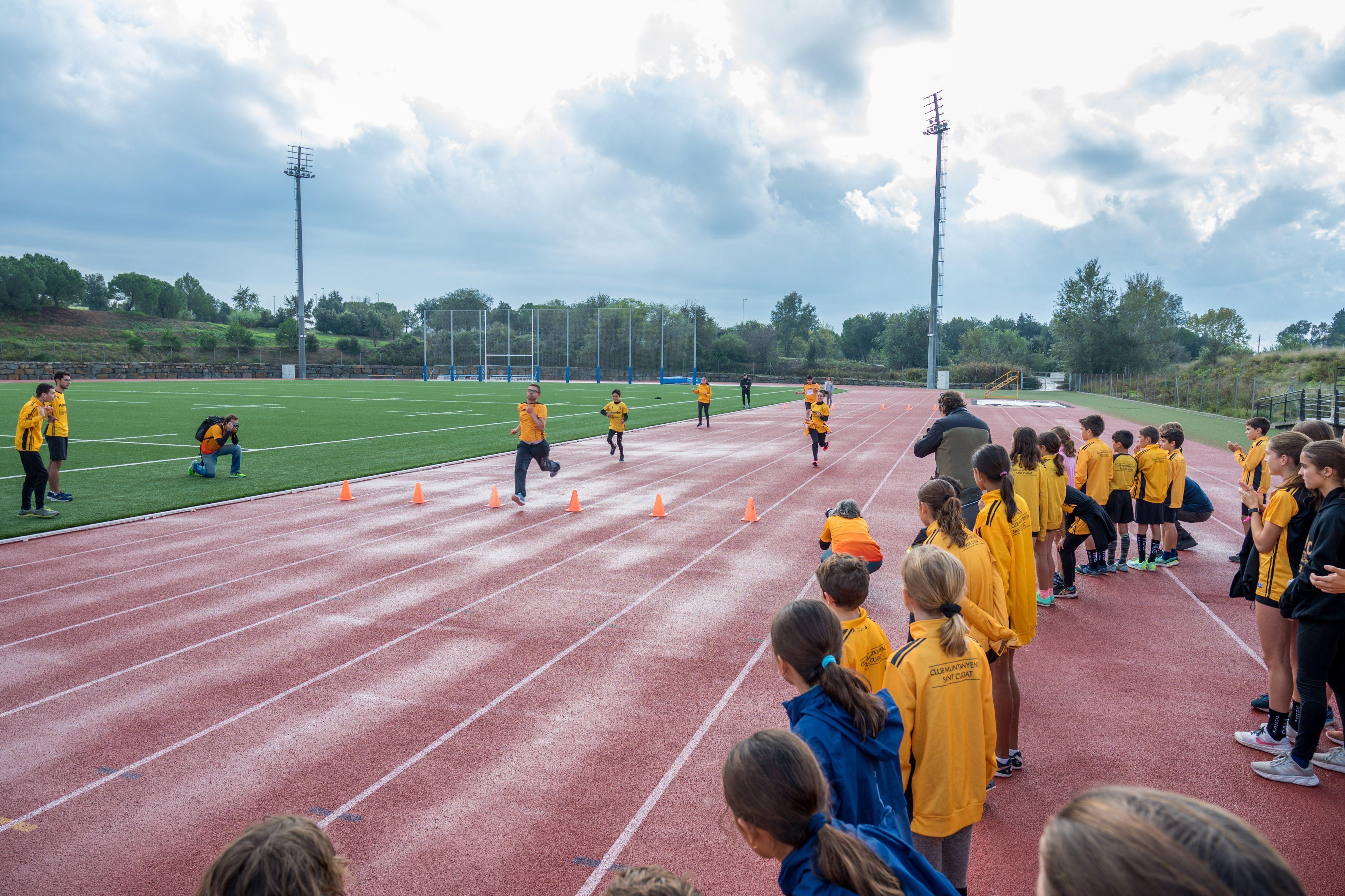 Presentació d'equips de la secció d'atletisme del Club Muntanyenc de Sant Cugat. FOTO: Carmelo Jiménez (TOT Sant Cugat)