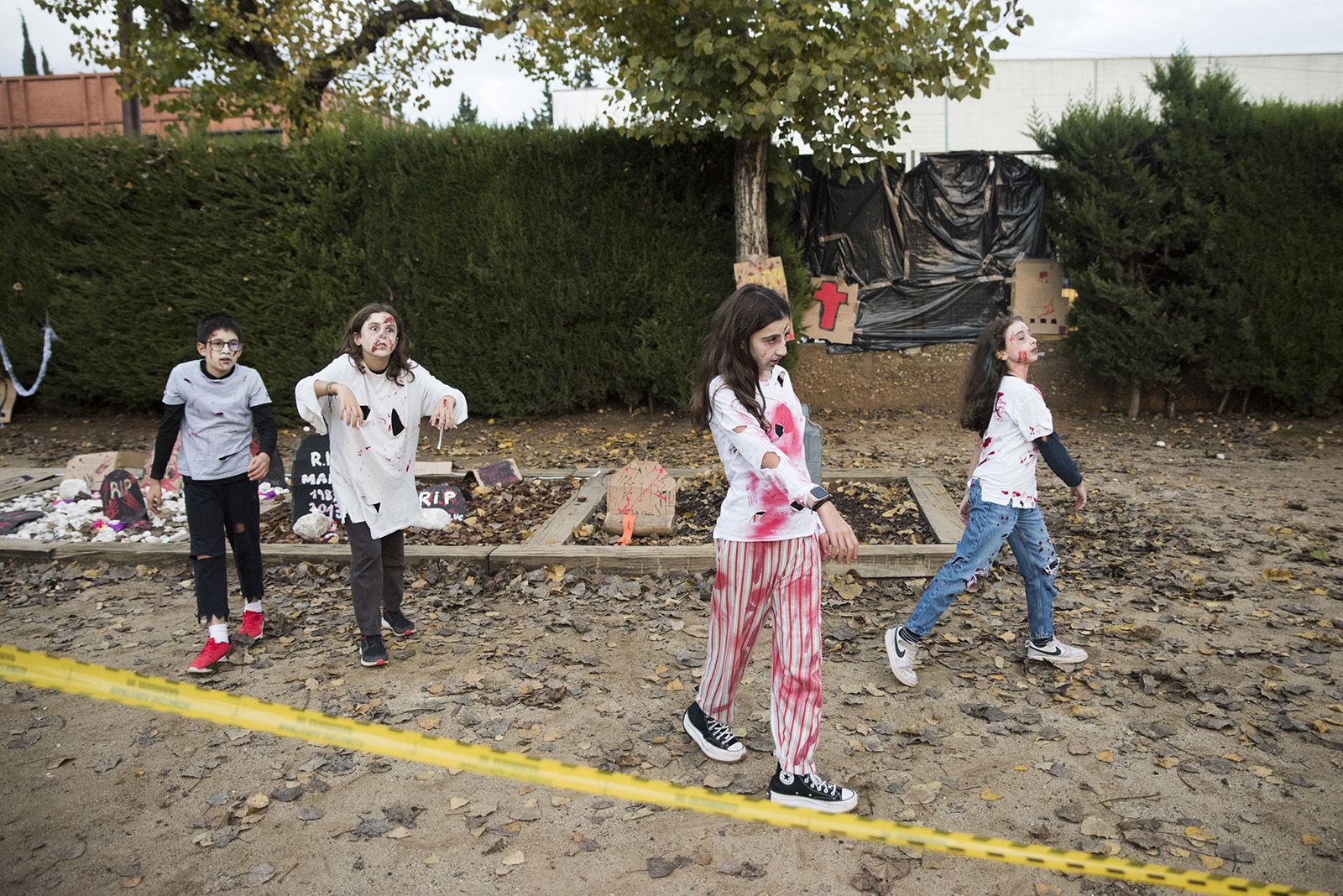 Túnel del terror a l'escola Collserola. FOTO: Bernat Millet