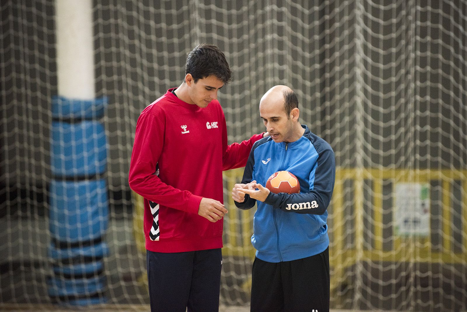 Nou equip special del Club Handbol Sant Cugat. FOTO: Bernat Millet (TOT Sant Cugat)