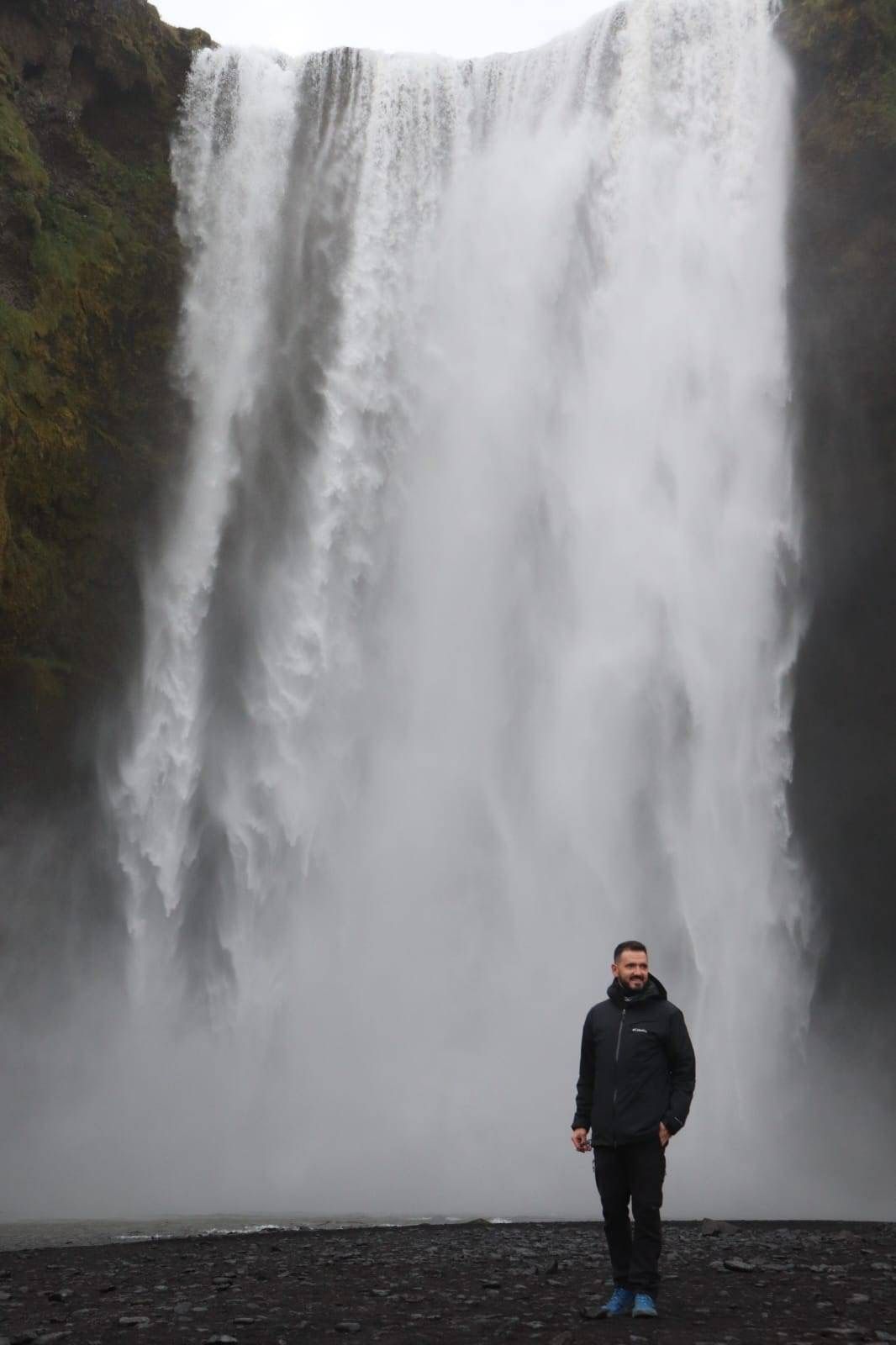 Un moment a Skogafoss · Islàndia FOTO: Erik Campobadal Fores