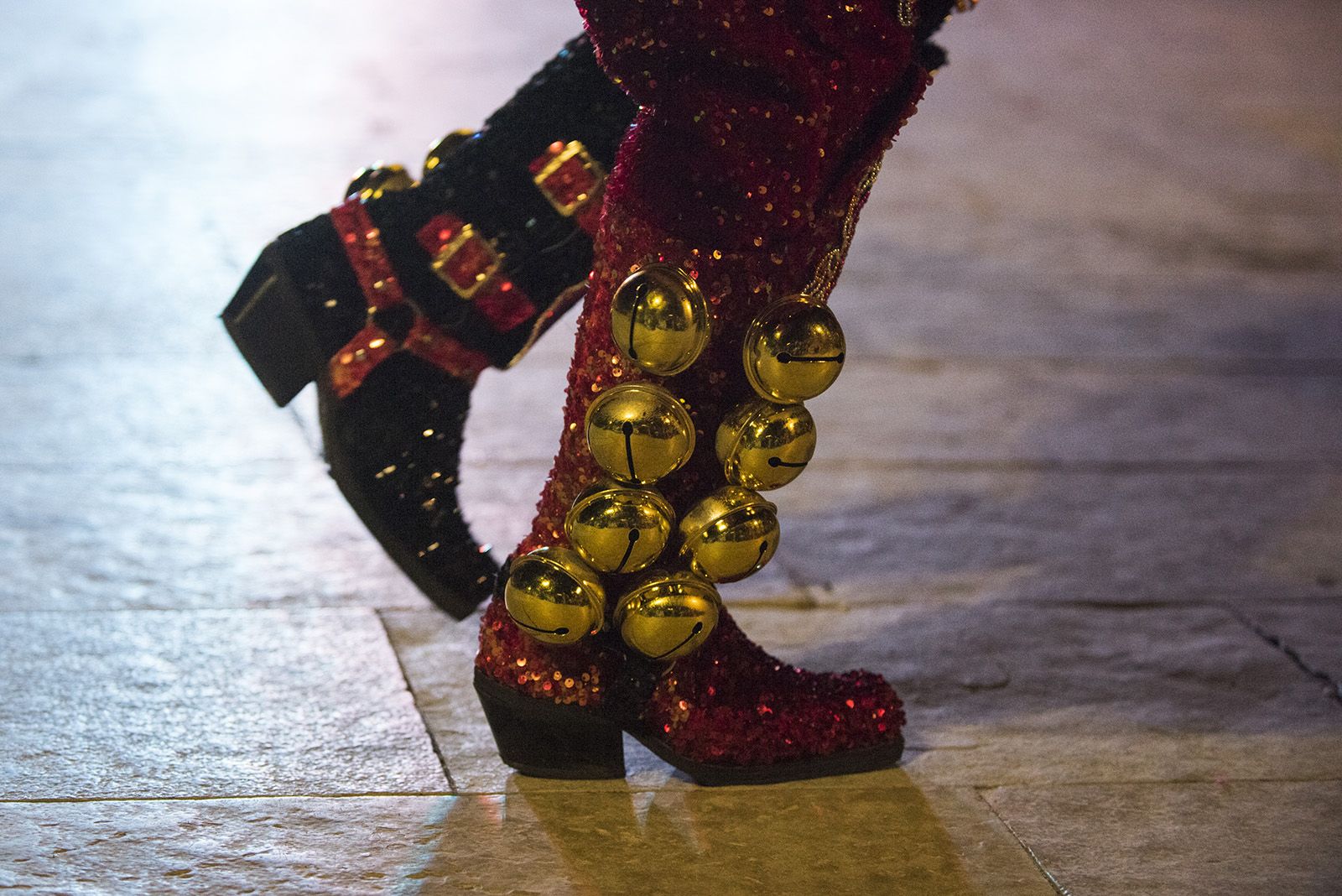 Mostra de dansa boliviana. FOTO: Bernat Millet.