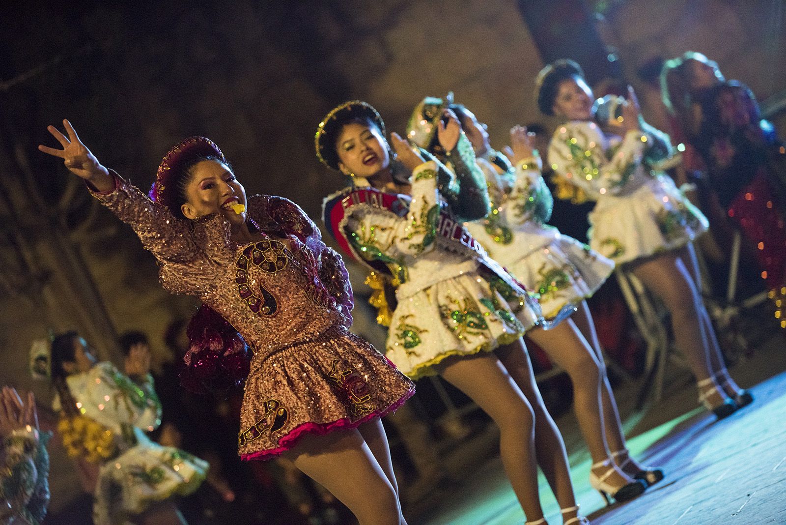 Mostra de dansa boliviana. FOTO: Bernat Millet.