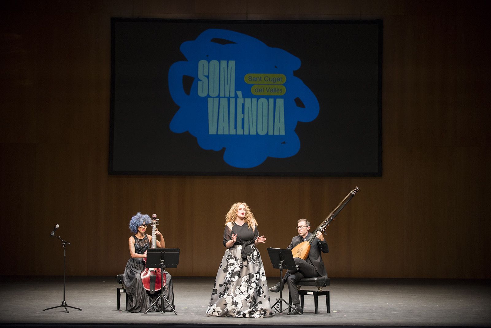 Raquel Andueza & La Galanía, Jesús Fernández i Lixsania Fernández, soprano, tiorba, viola de gamba . Música barroca. FOTO: Bernat Millet.