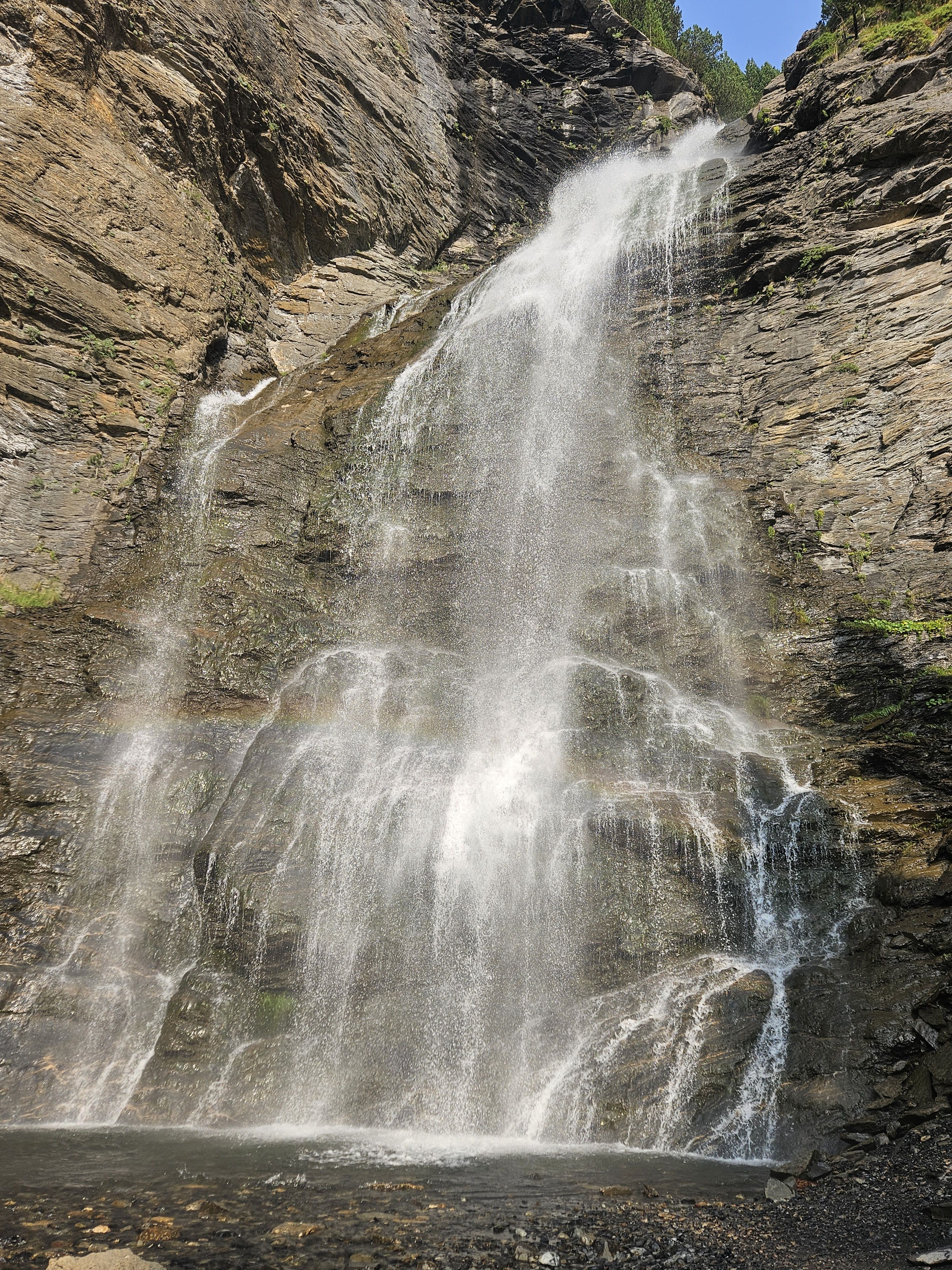 Cascada sota l'arc de sant martí · Benasque FOTO: Cristina Amat Urgell