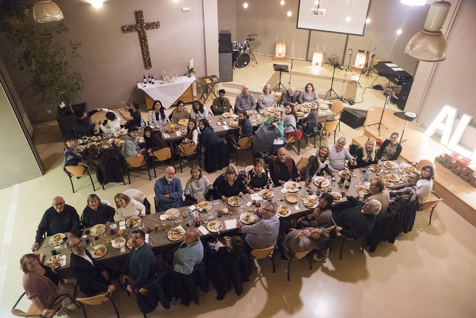 Sopar d'acció de gràcies de l'Església Protestant de Valldoreix. FOTO: Bernat Millet.