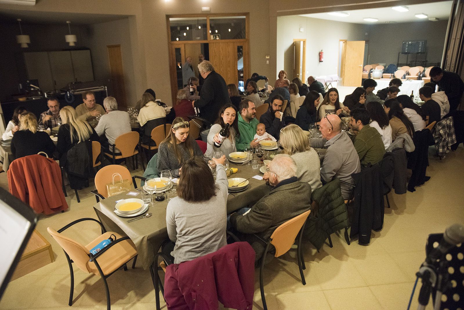 Sopar d'acció de gràcies de l'Església Protestant de Valldoreix. FOTO: Bernat Millet.