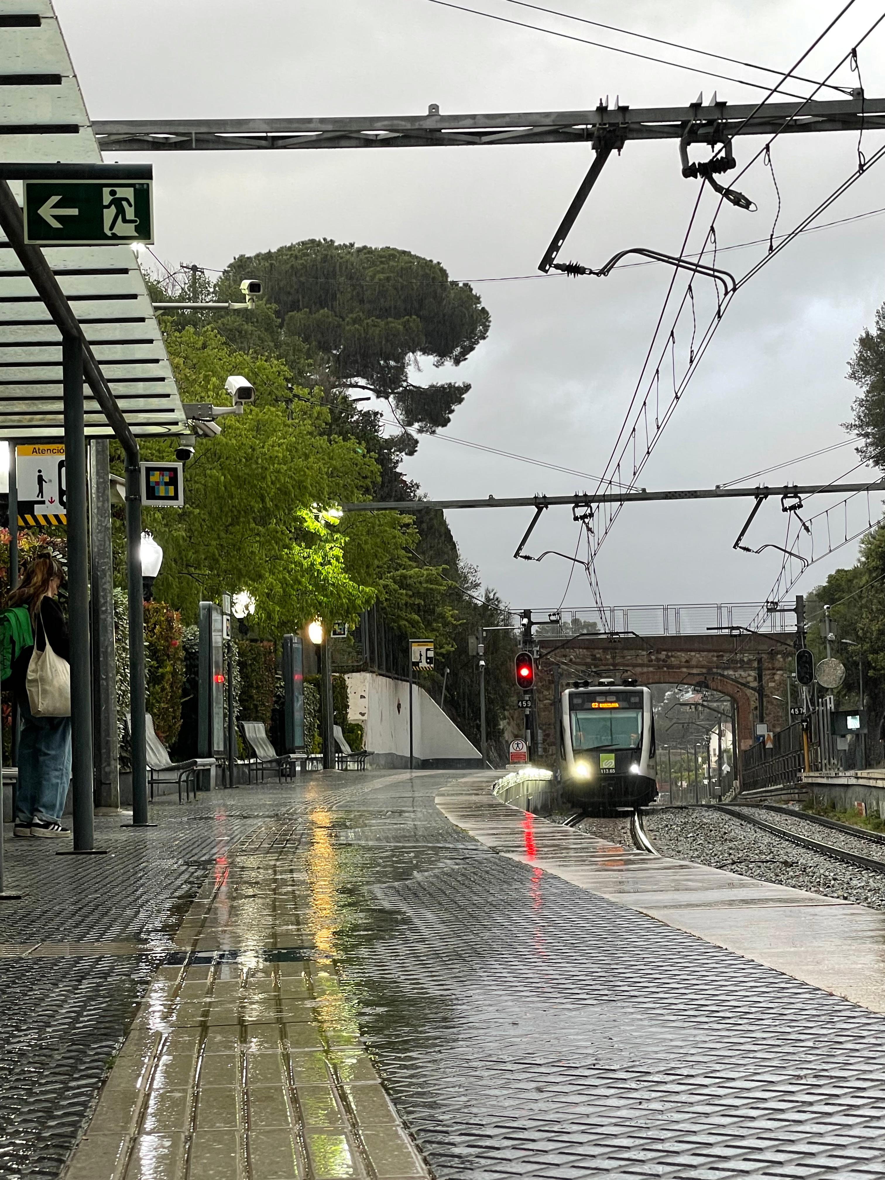 Estació de La Floresta · La Floresta (Sant Cugat) FOTO: Joan Antoni Zamora Escala